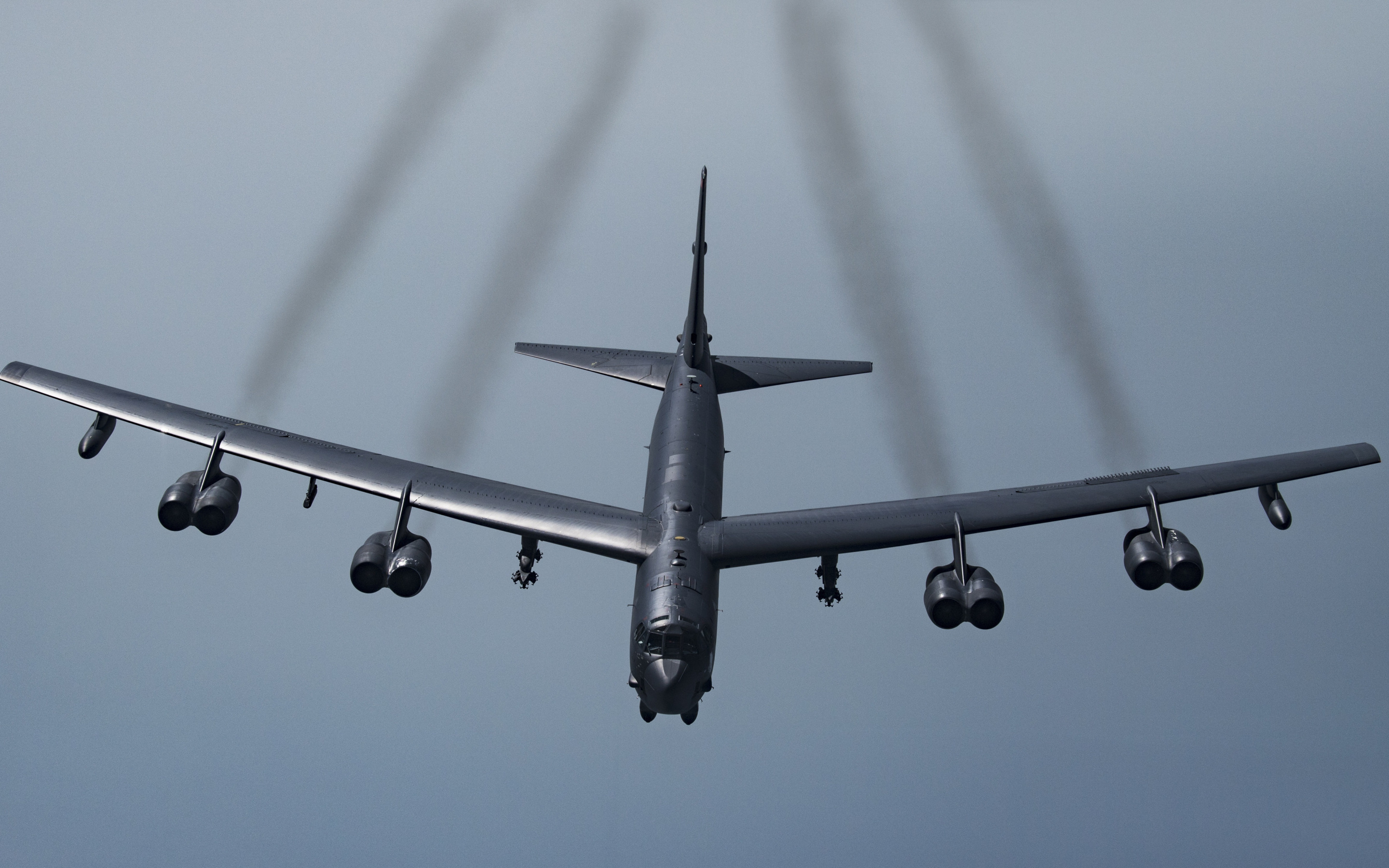 Boeing B-52 Stratofortress Wallpapers