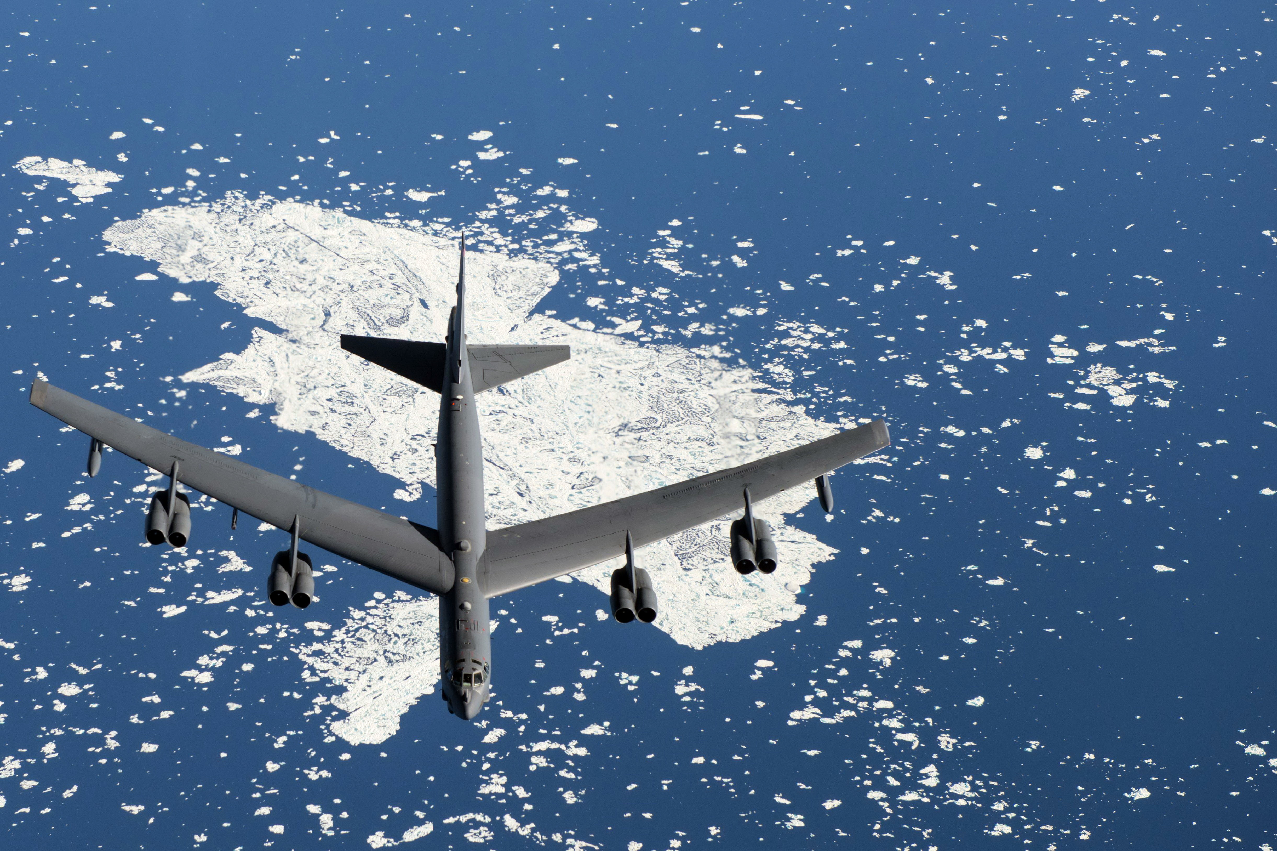 Boeing B-52 Stratofortress Wallpapers