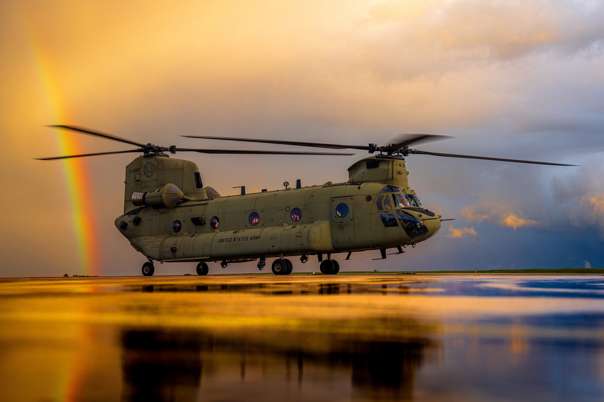 Boeing Ch-47 Chinook Wallpapers