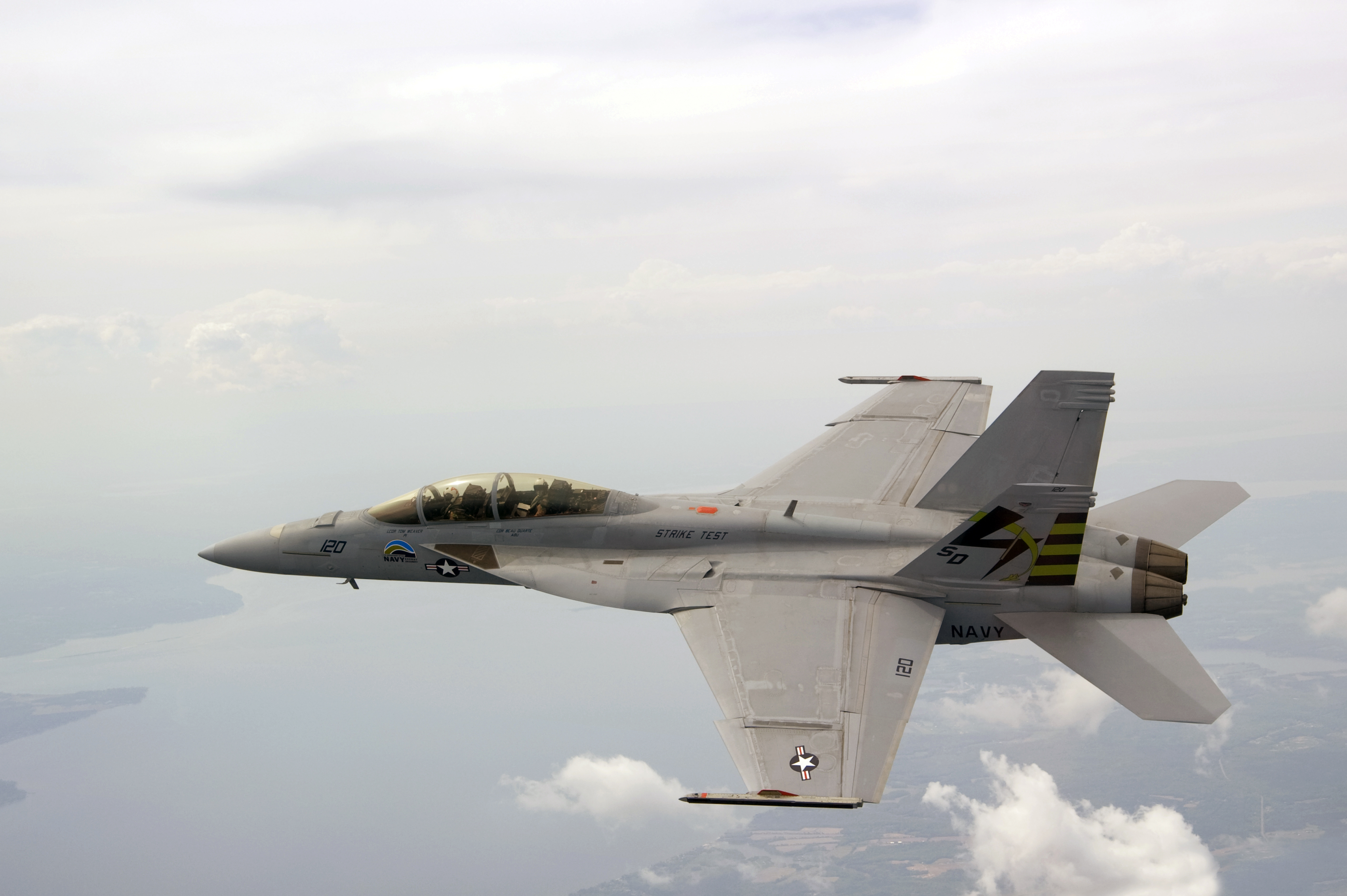 Boeing F/A-18E/F Super Hornet Wallpapers