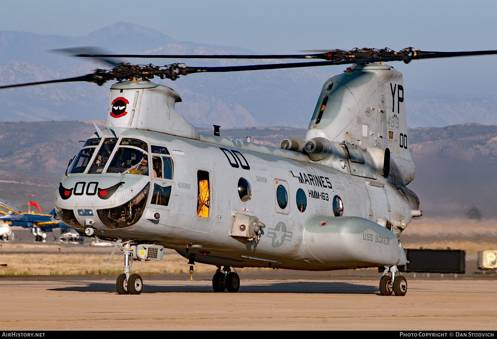 Boeing Vertol Ch-46 Sea Knight Wallpapers