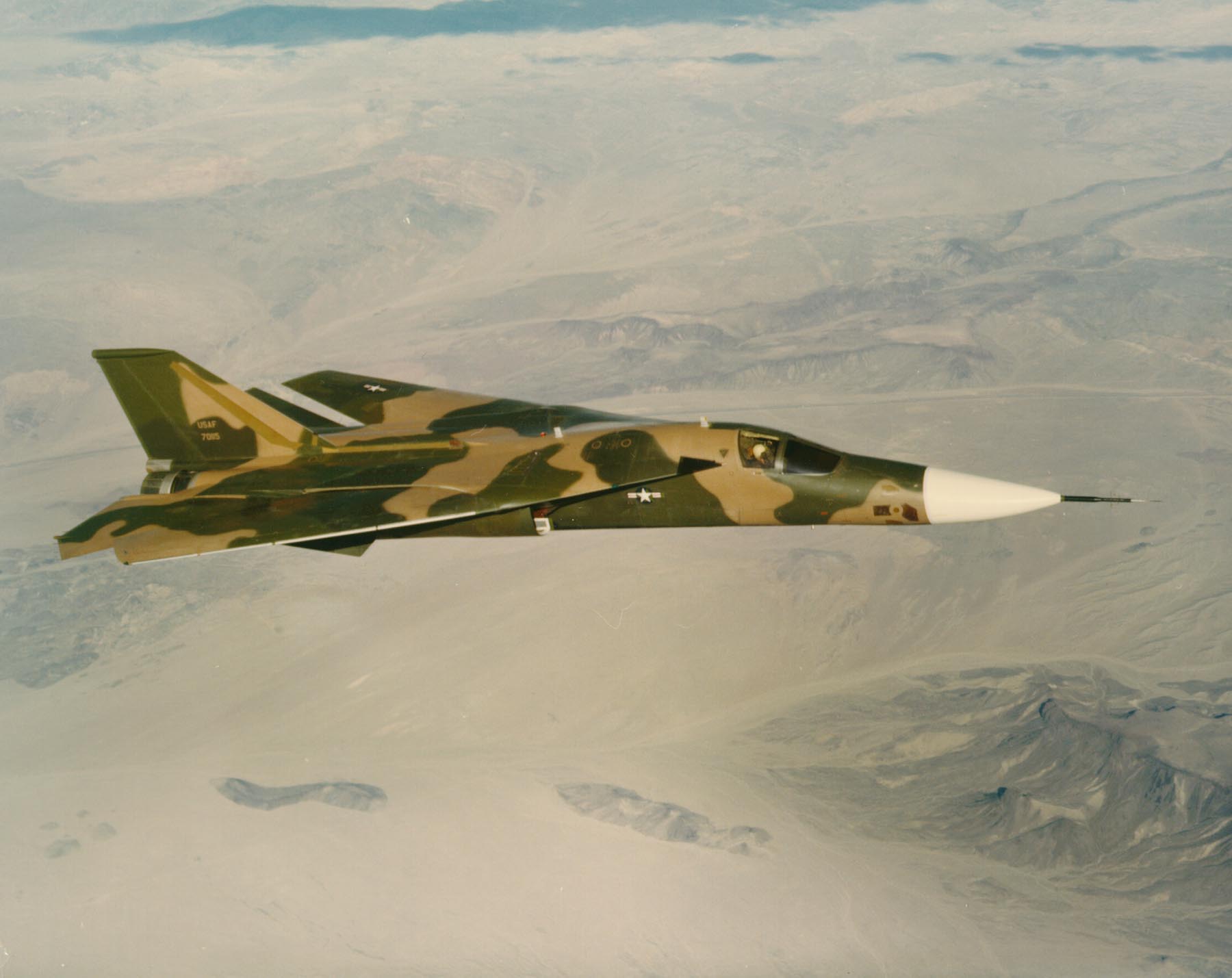 General Dynamics F-111 Aardvark Wallpapers