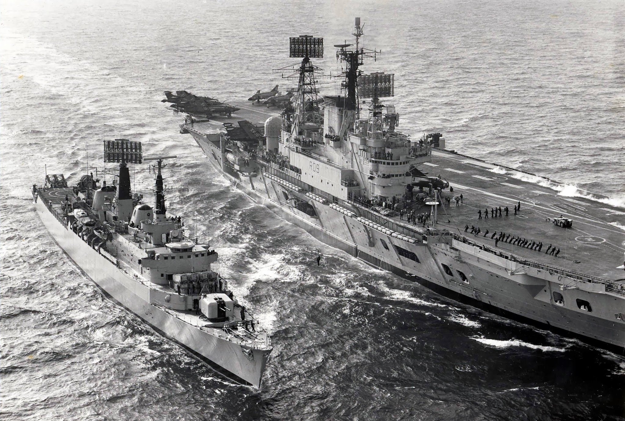 Hms Ark Royal (R09) Wallpapers