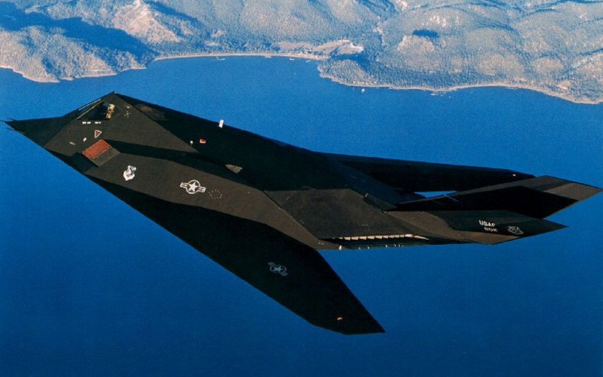 Lockheed F-117 Nighthawk Wallpapers