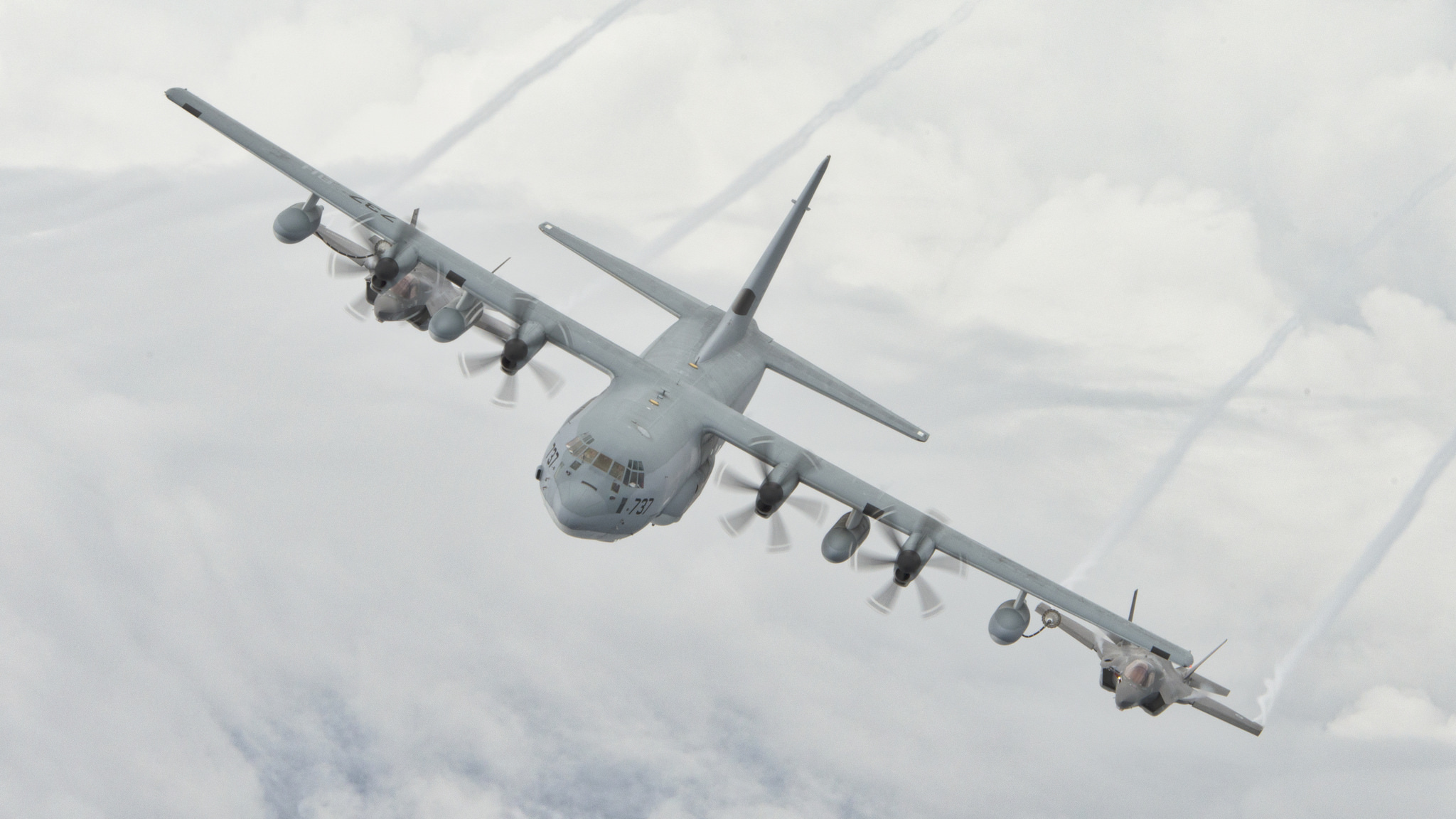 Lockheed Martin C-130J Super Hercules Wallpapers