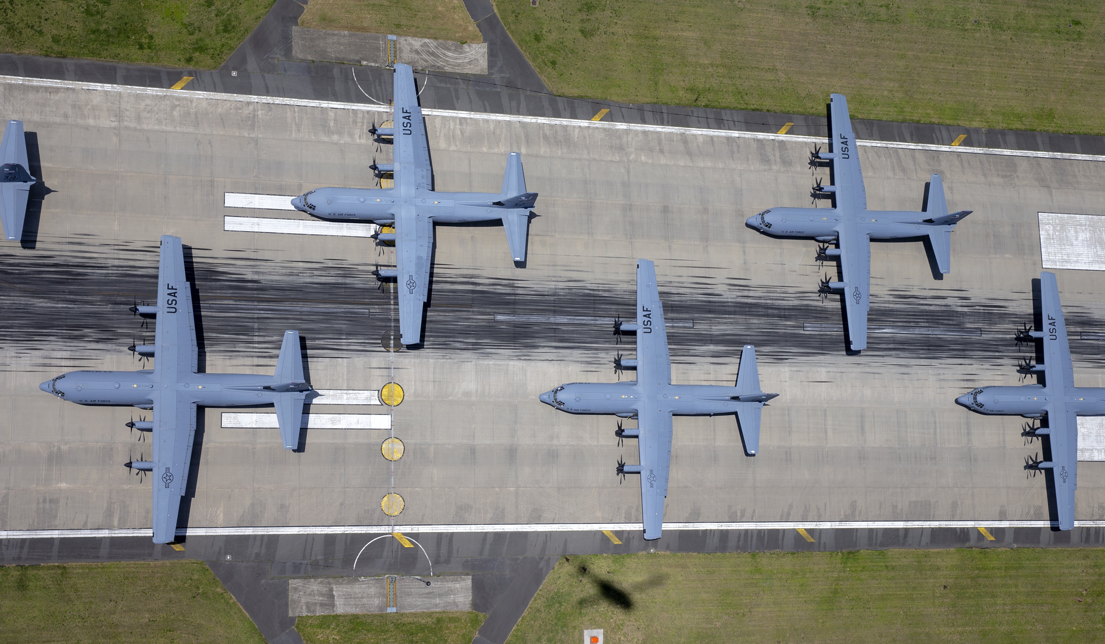 Lockheed Martin C-130J Super Hercules Wallpapers