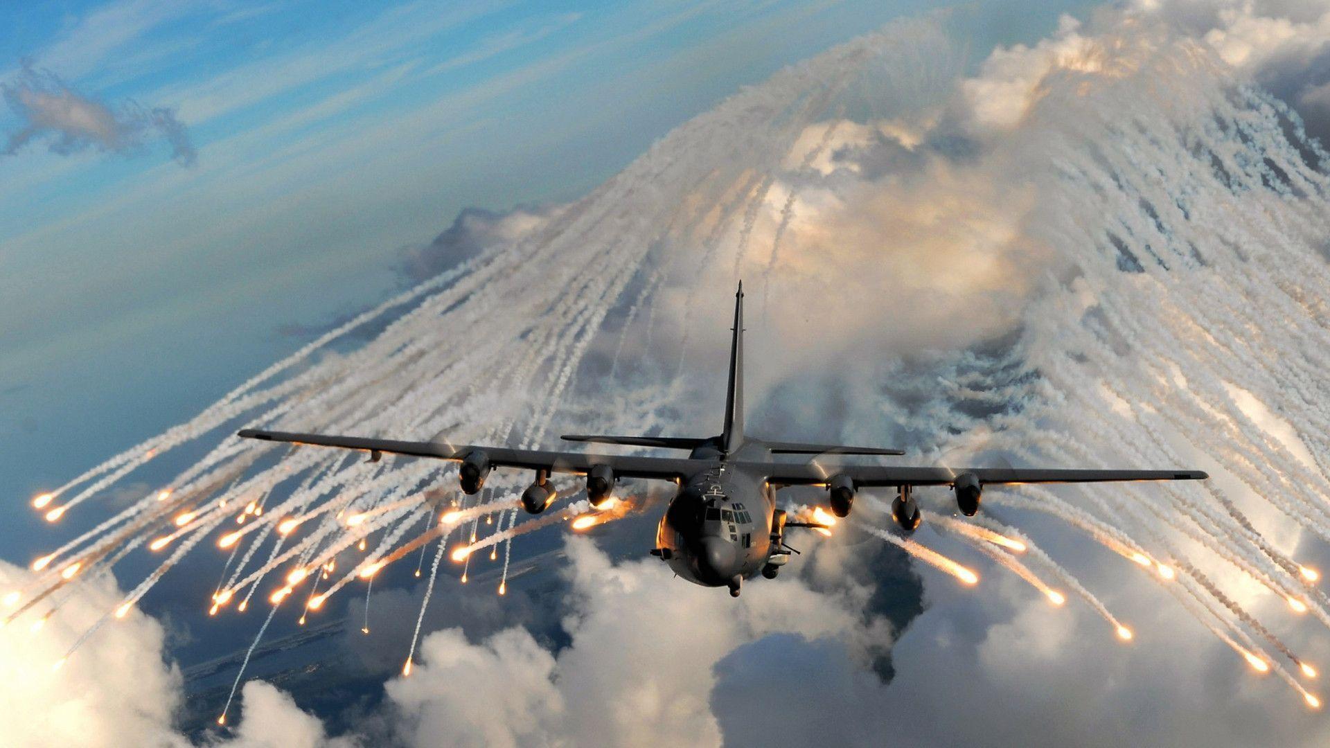 Lockheed Mc-130 Wallpapers