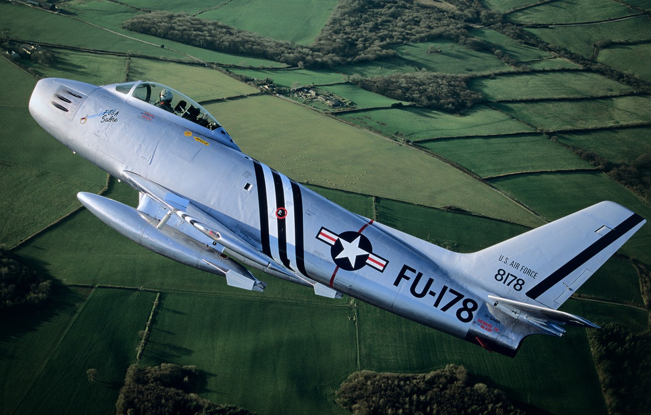 North American F-86 Sabre Wallpapers