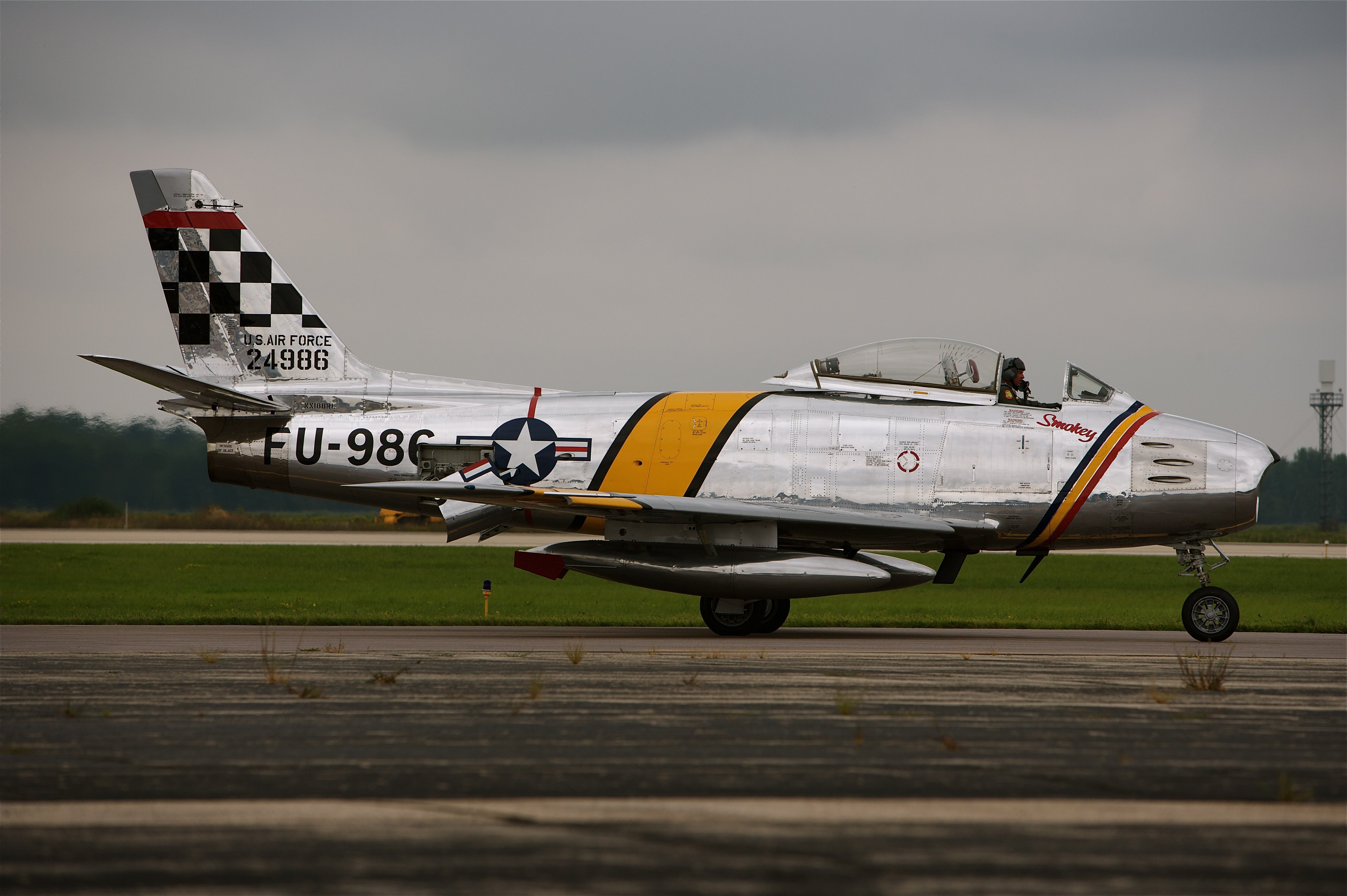 North American F-86 Sabre Wallpapers