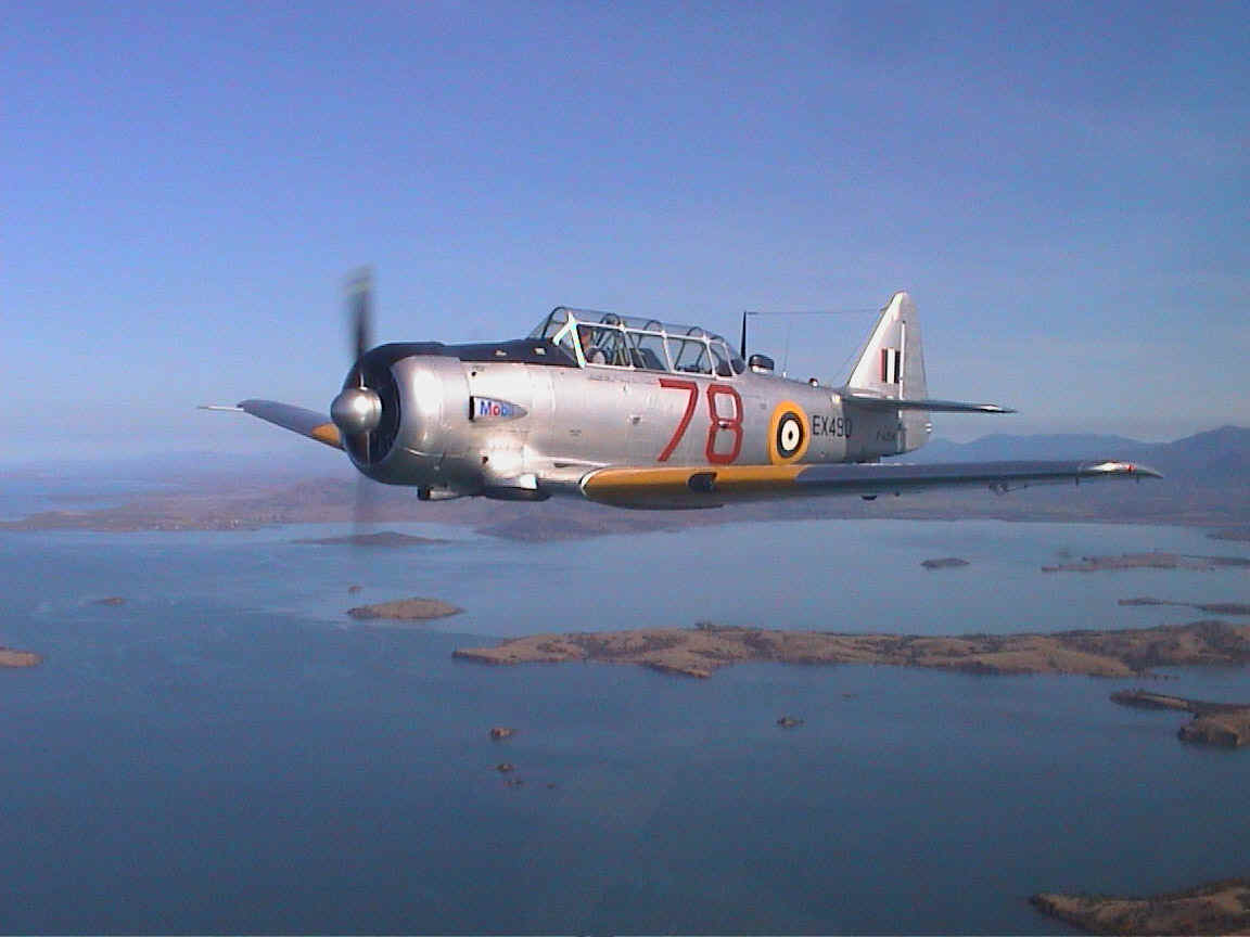 North American T-6 Texan Wallpapers