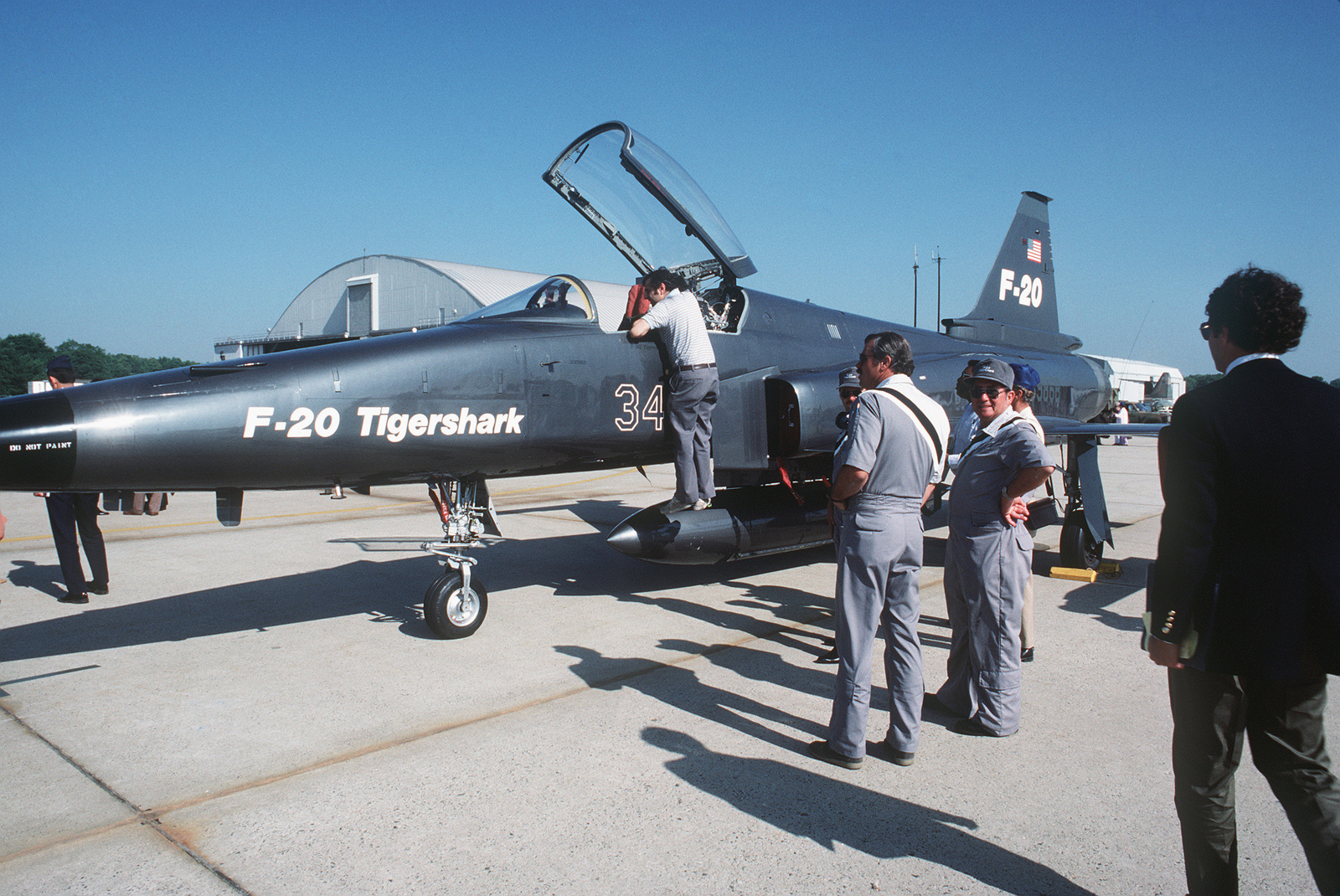 Northrop F-20 Tigershark Wallpapers