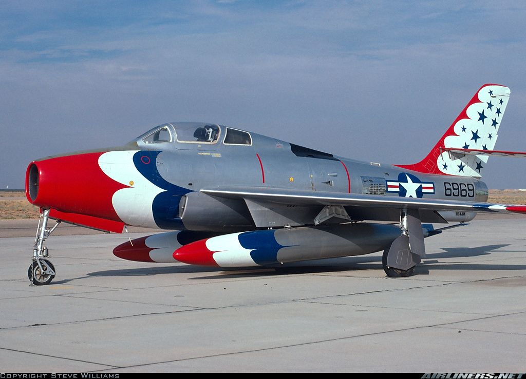 Republic F-84 Thunderjet Wallpapers