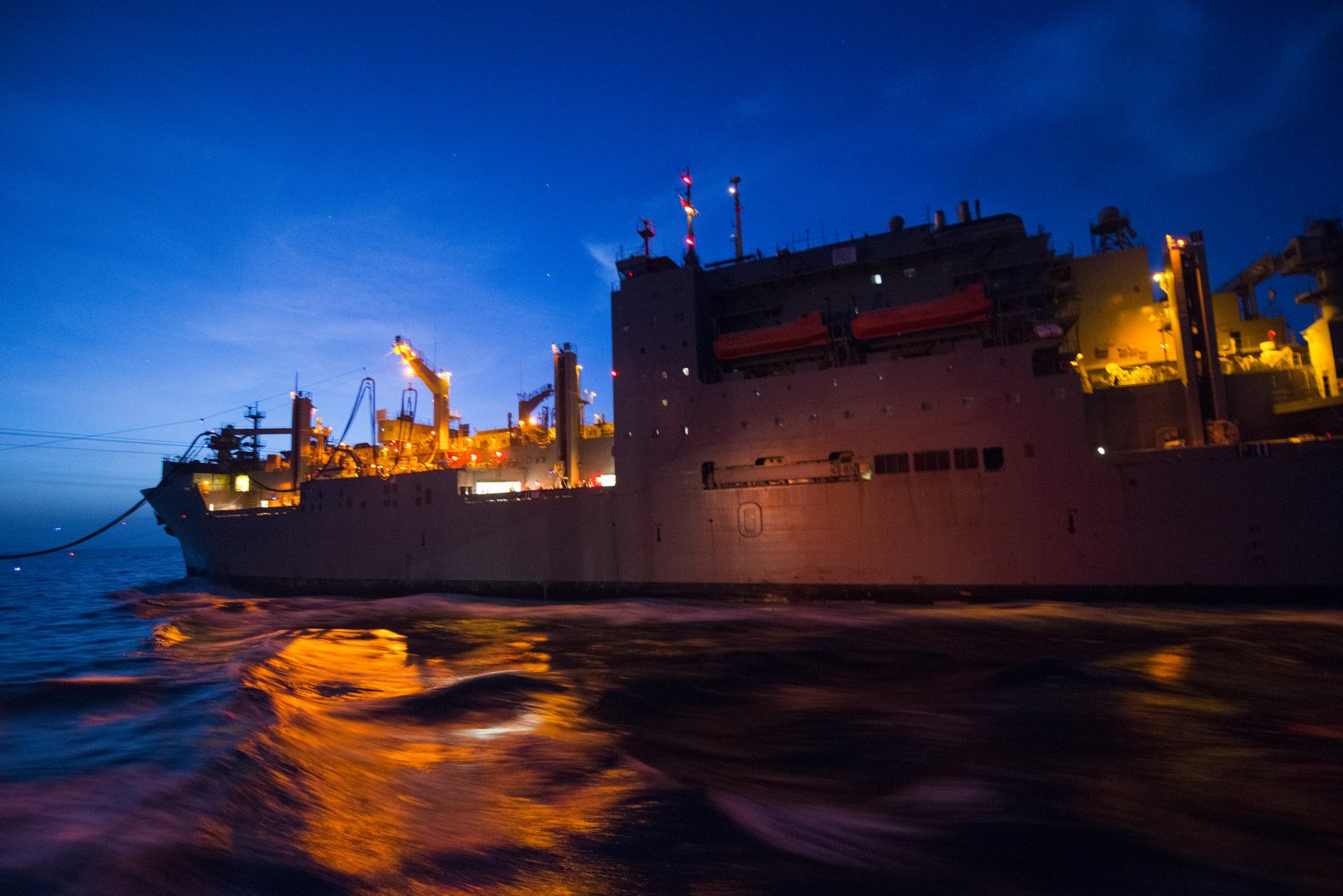 Usns Richard E. Byrd (T-Ake-4) Wallpapers