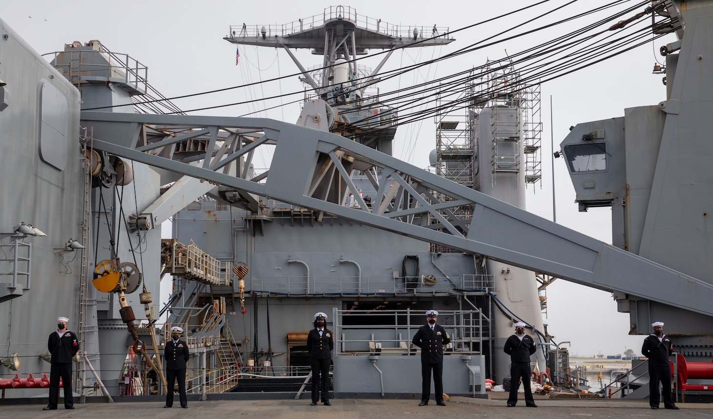 Uss Fort Mchenry (Lsd-43) Wallpapers