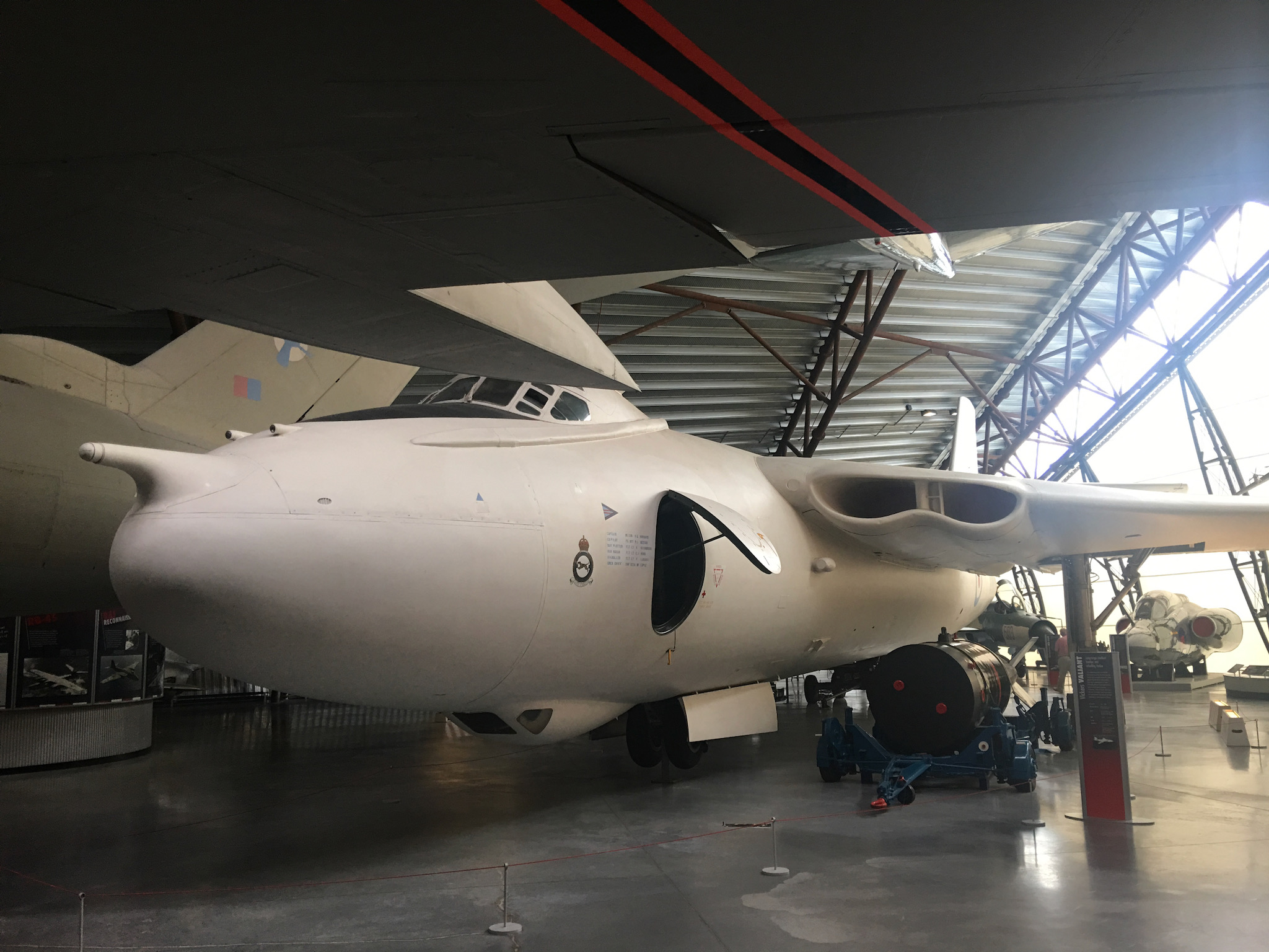 Vickers Valiant Wallpapers