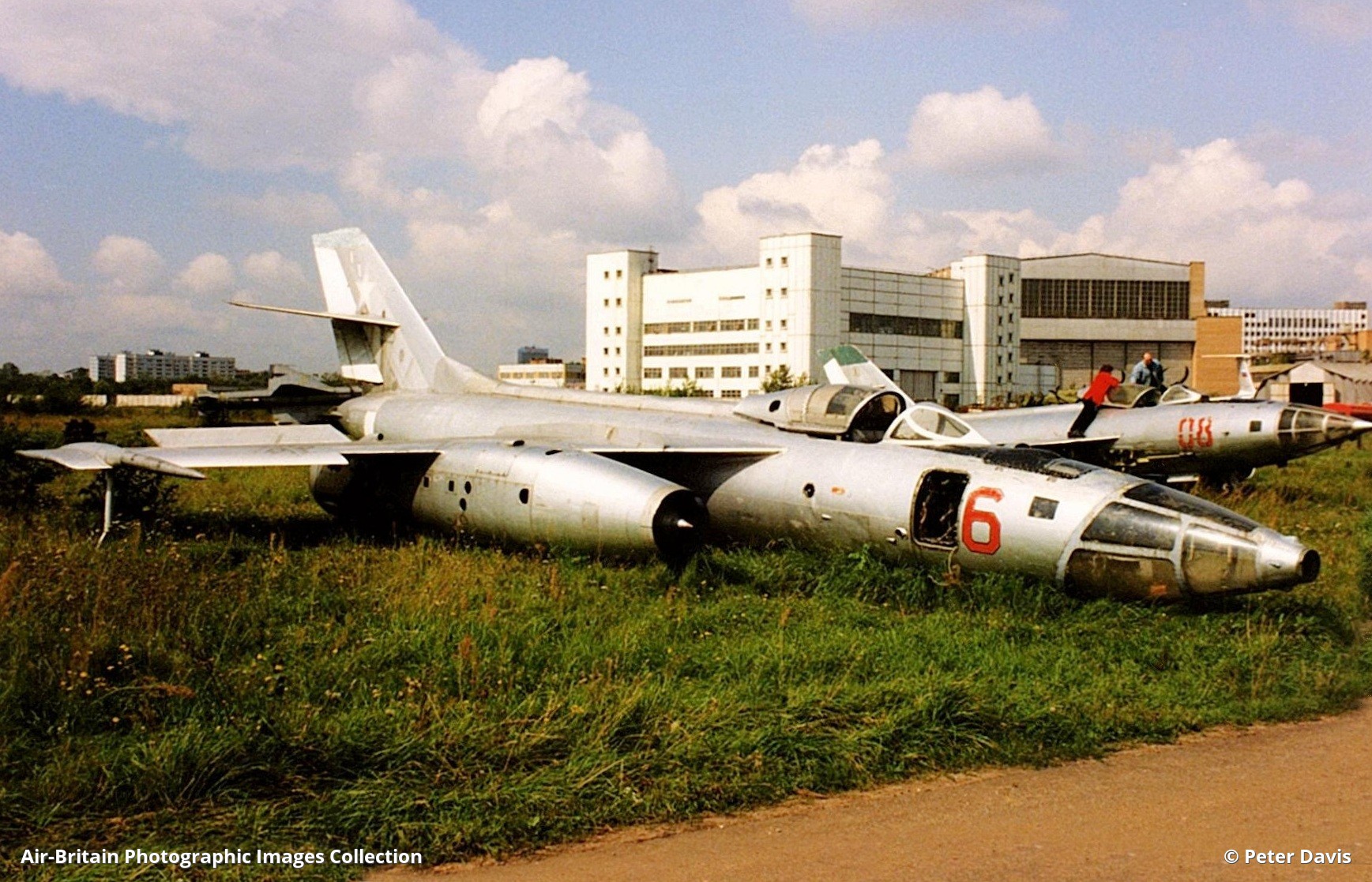 Yakovlev Yak-28 Wallpapers