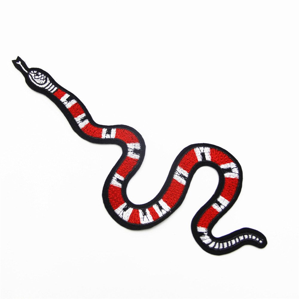 Cartoon Gucci Snake Wallpapers