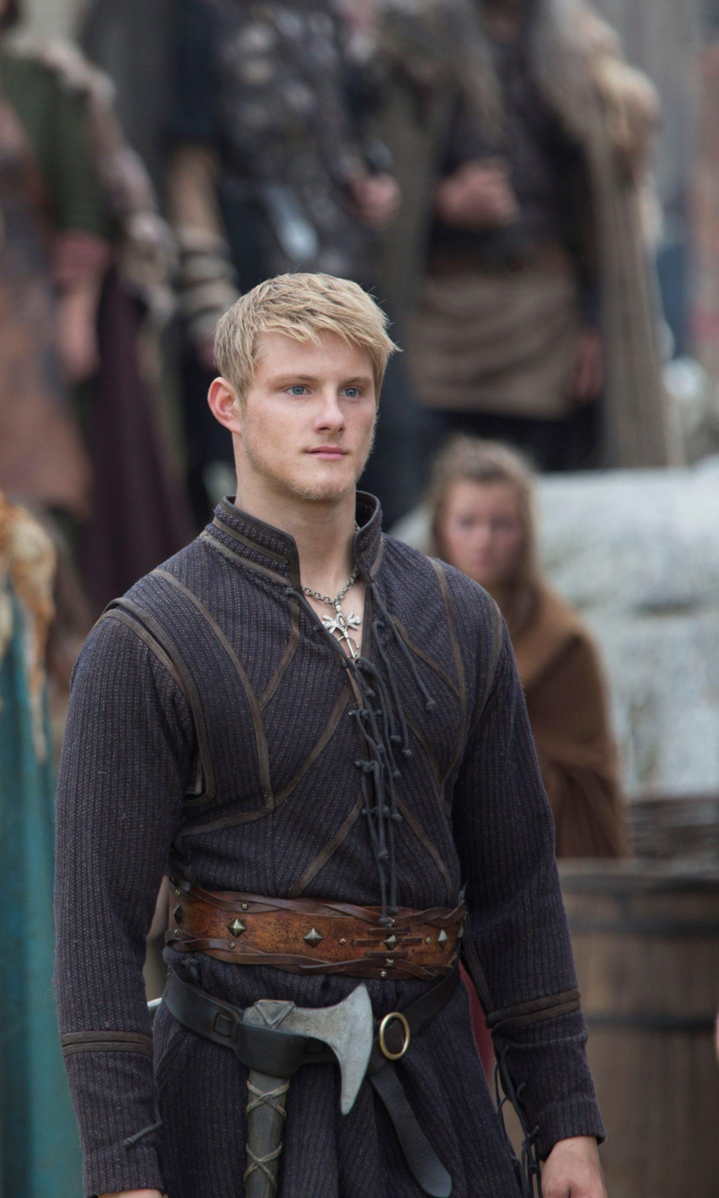 Alexander Ludwig As Bjorn Lothbrok Vikings Wallpapers