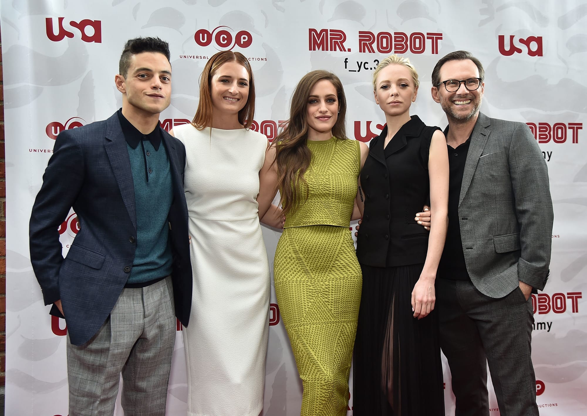 Carly Chaikin And Portia Doubleday Mr. Robot Actress Wallpapers