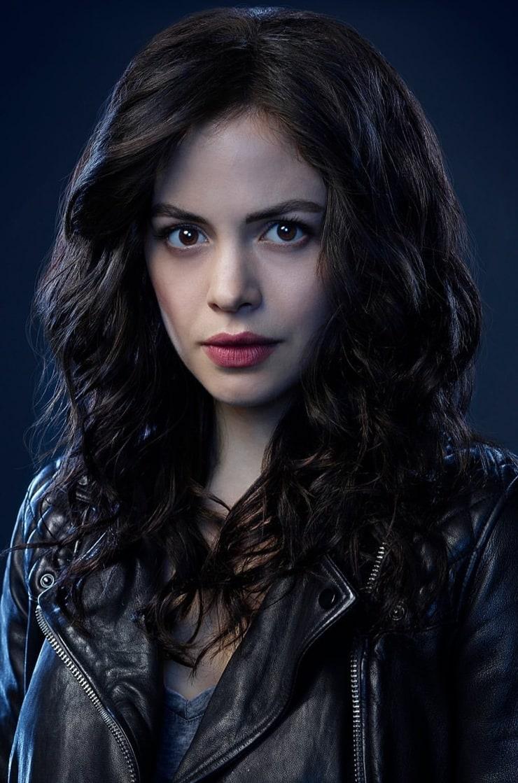 Conor Leslie As Donna Troy Wallpapers