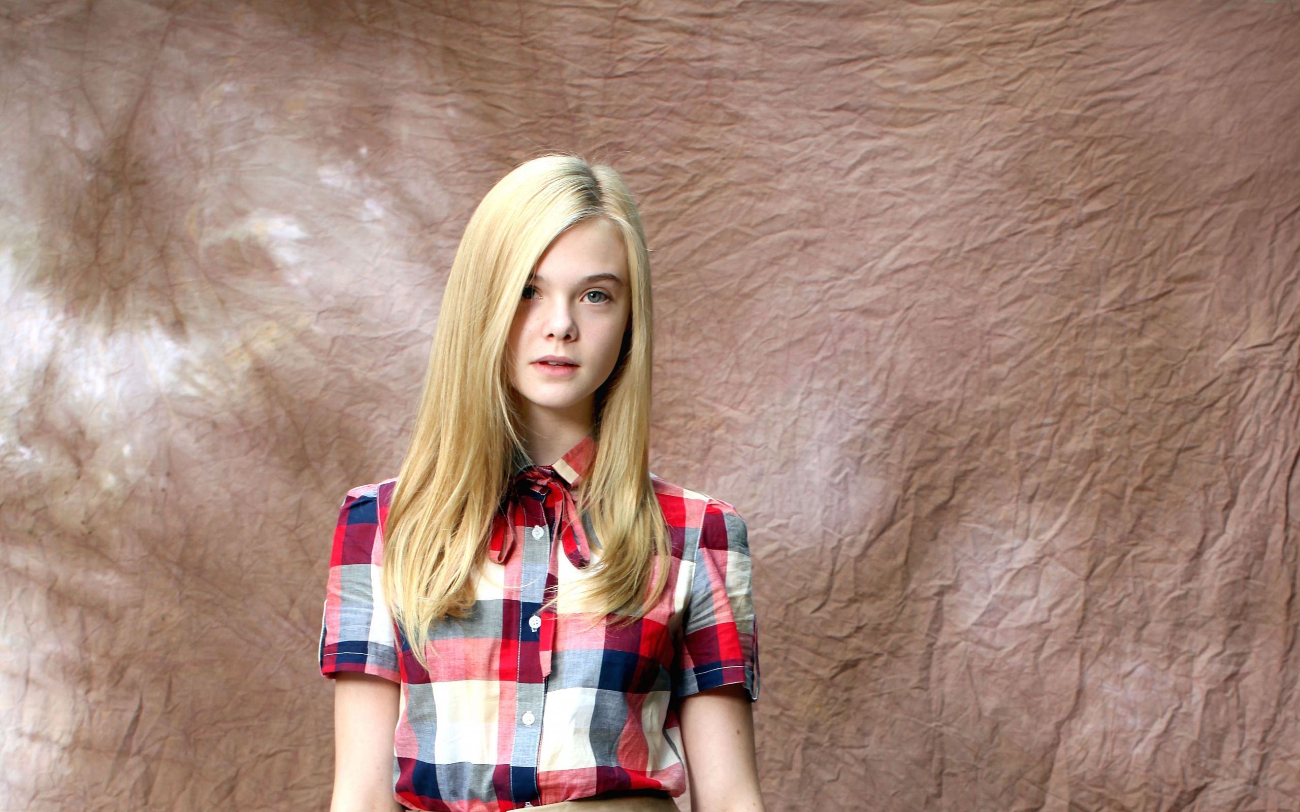 Elle Fanning The Great Hd Wallpapers