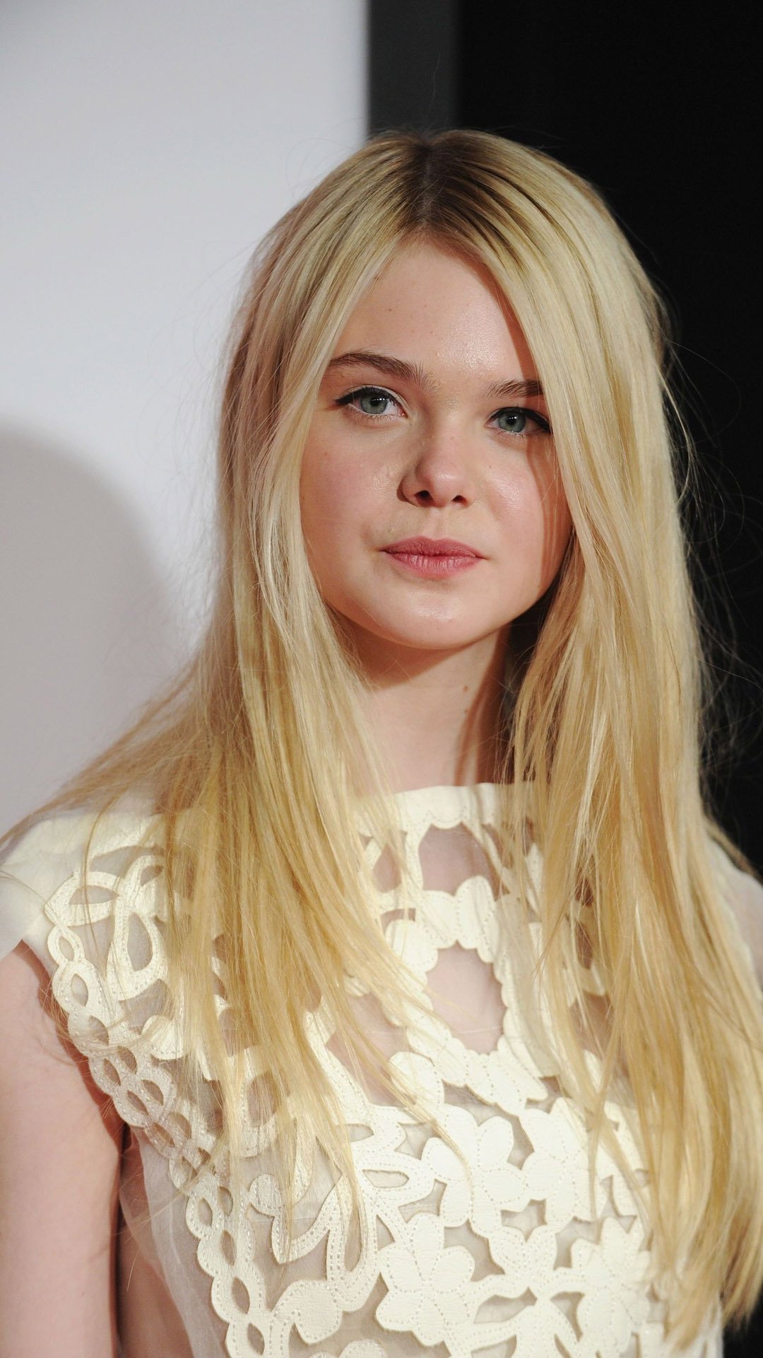 Elle Fanning The Great Hd Wallpapers