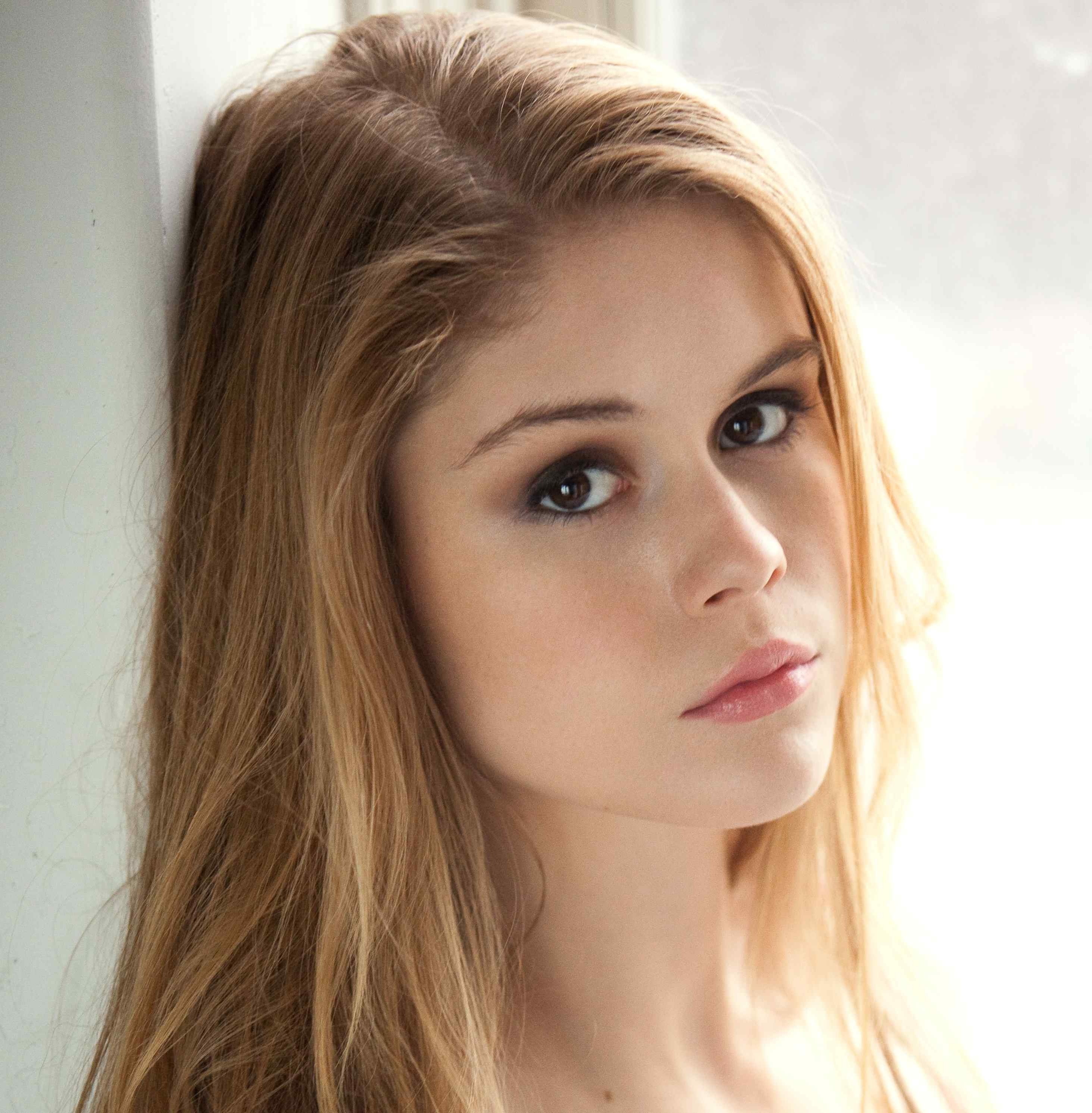 Erin Moriarty As Starlight Wallpapers