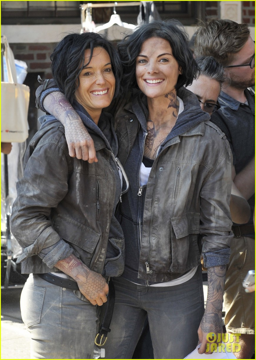 Jaimie Alexander And Sullivan Stapleton Wallpapers