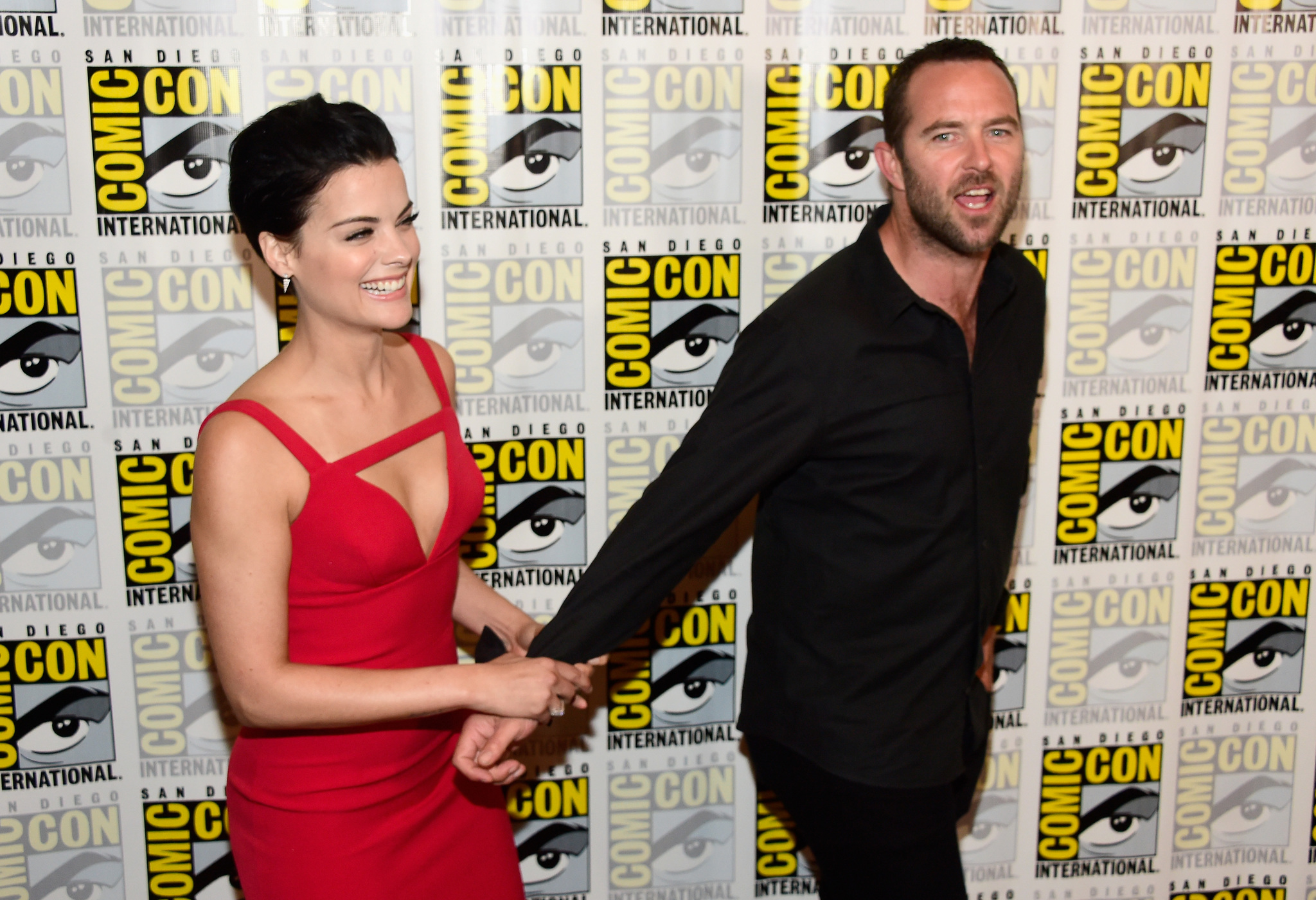 Jaimie Alexander And Sullivan Stapleton Wallpapers