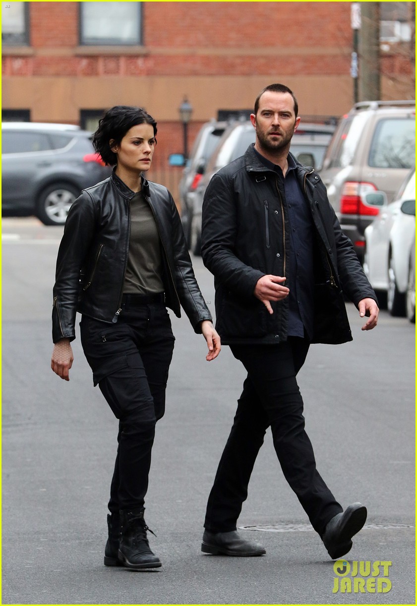 Jaimie Alexander And Sullivan Stapleton Wallpapers