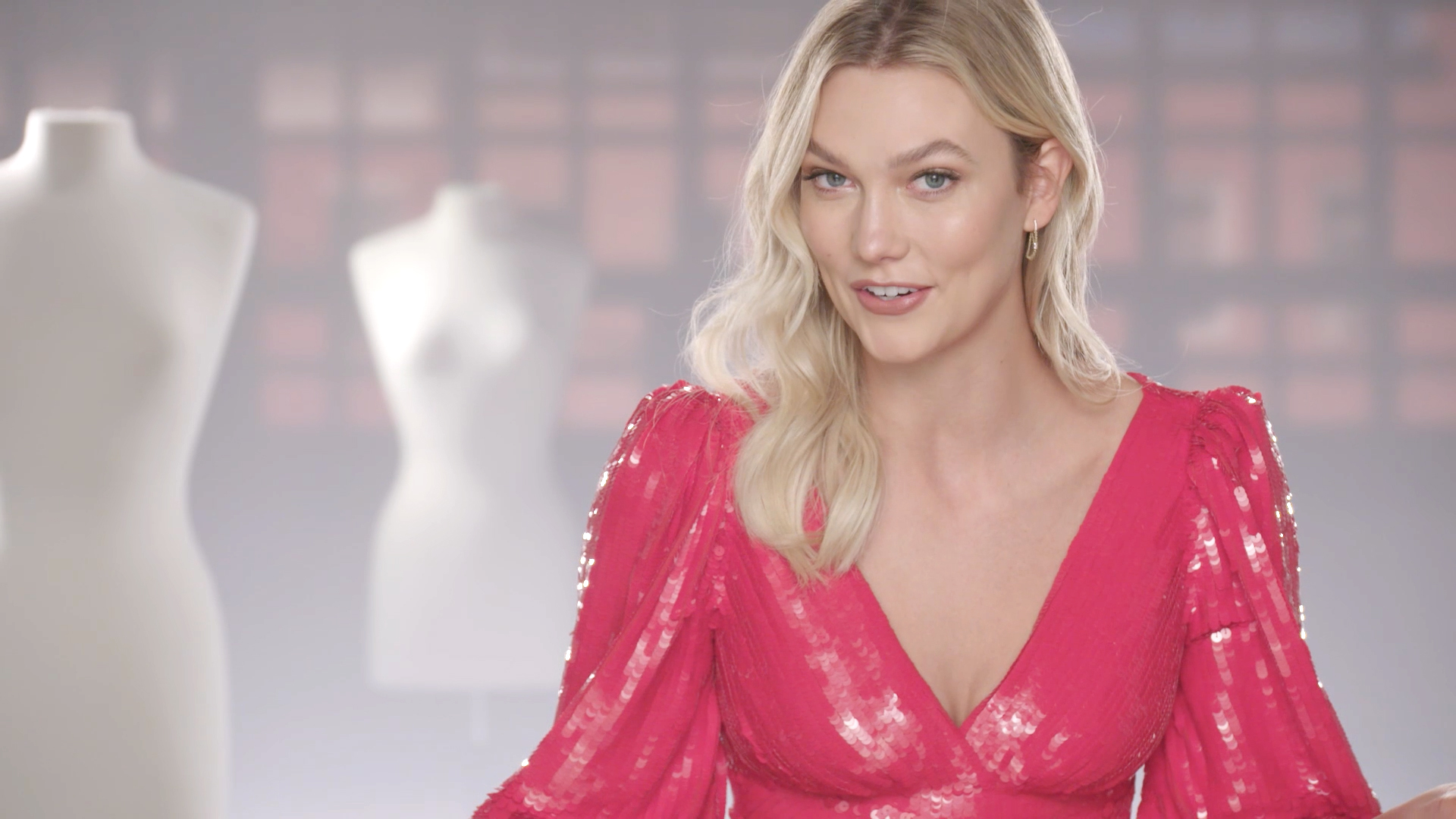 Karlie Kloss Project Runway Wallpapers