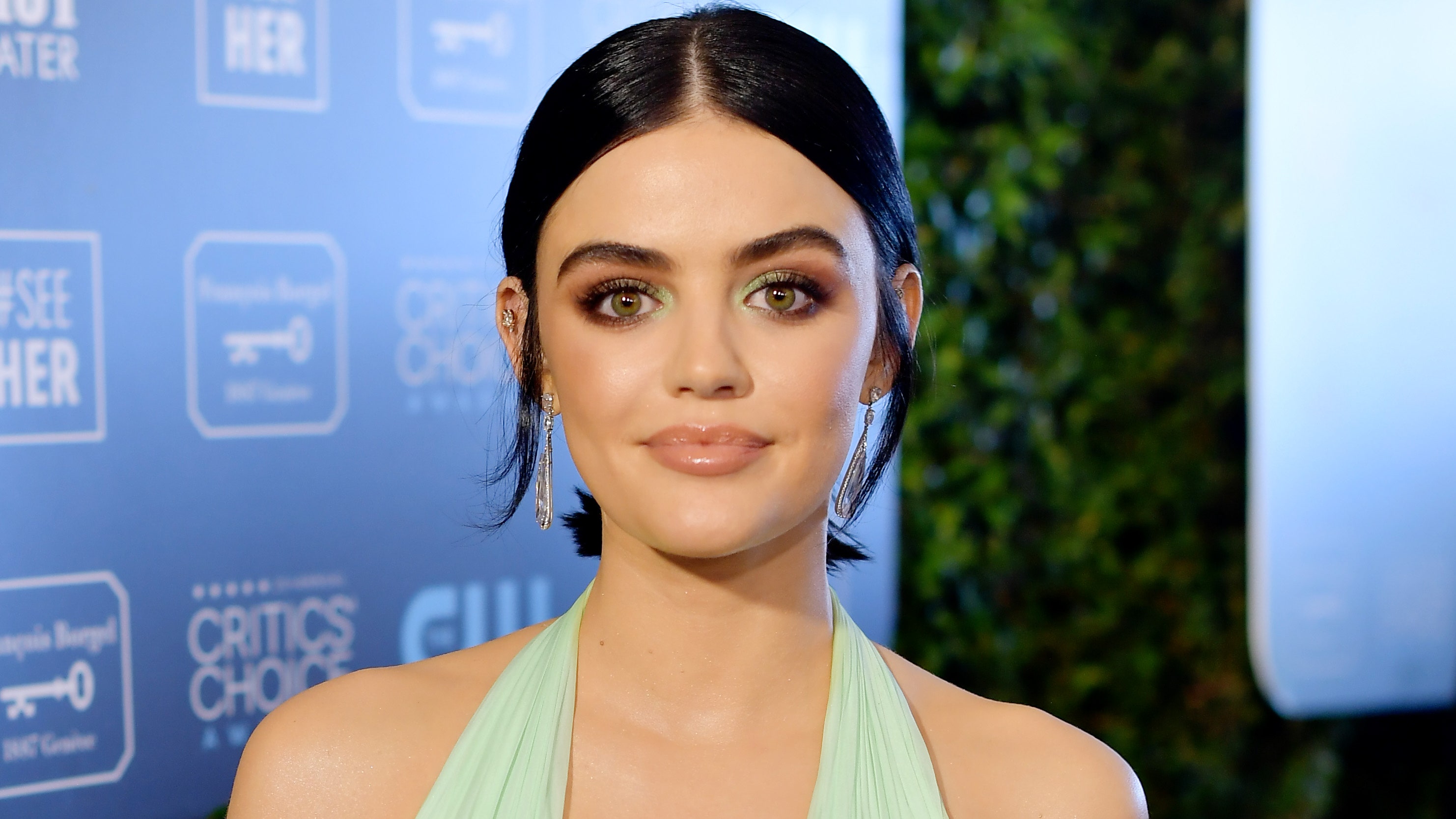 Lucy Hale 4K Ragdoll Wallpapers