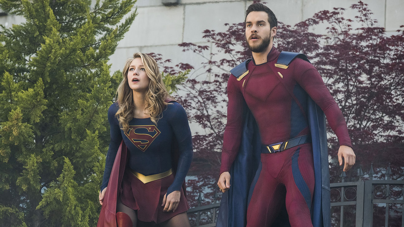 Superman Saving Supergirl Wallpapers