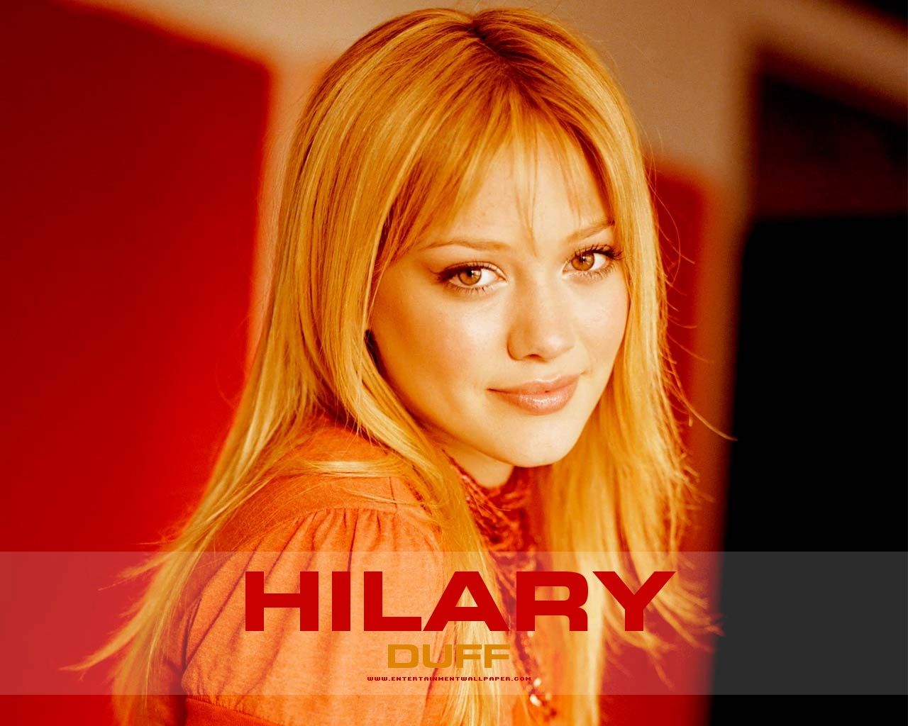 Younger Season 5 Hilary Duff Portrait Wallpapers