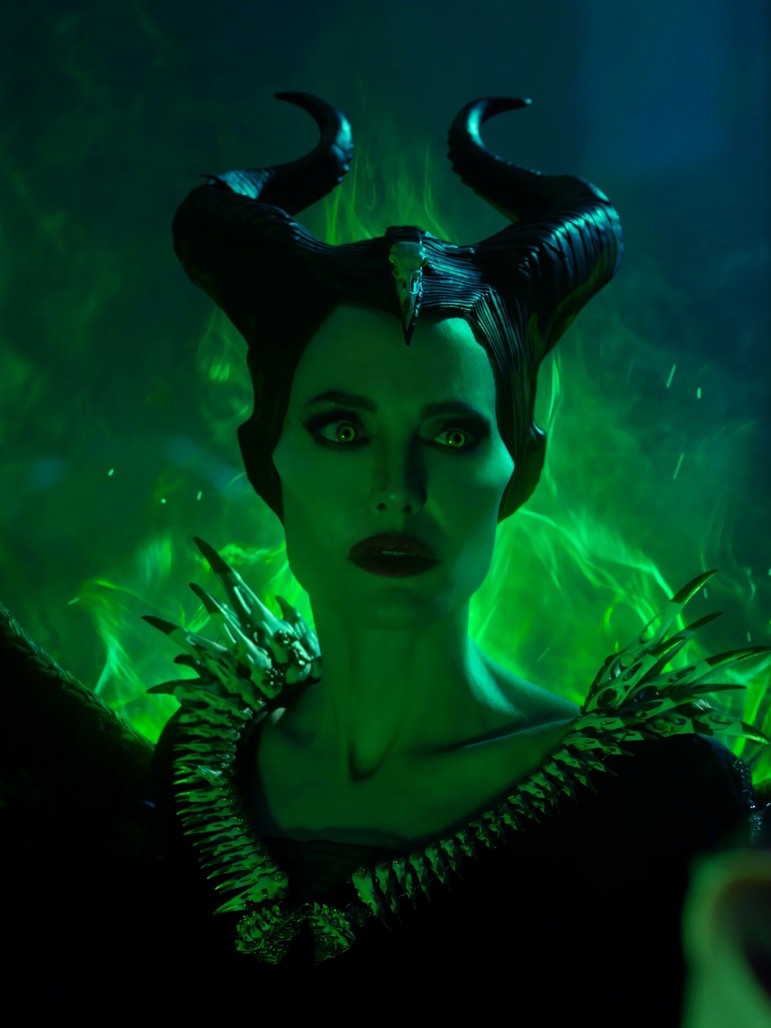 4K 8K Poster Of Maleficent 2 Wallpapers