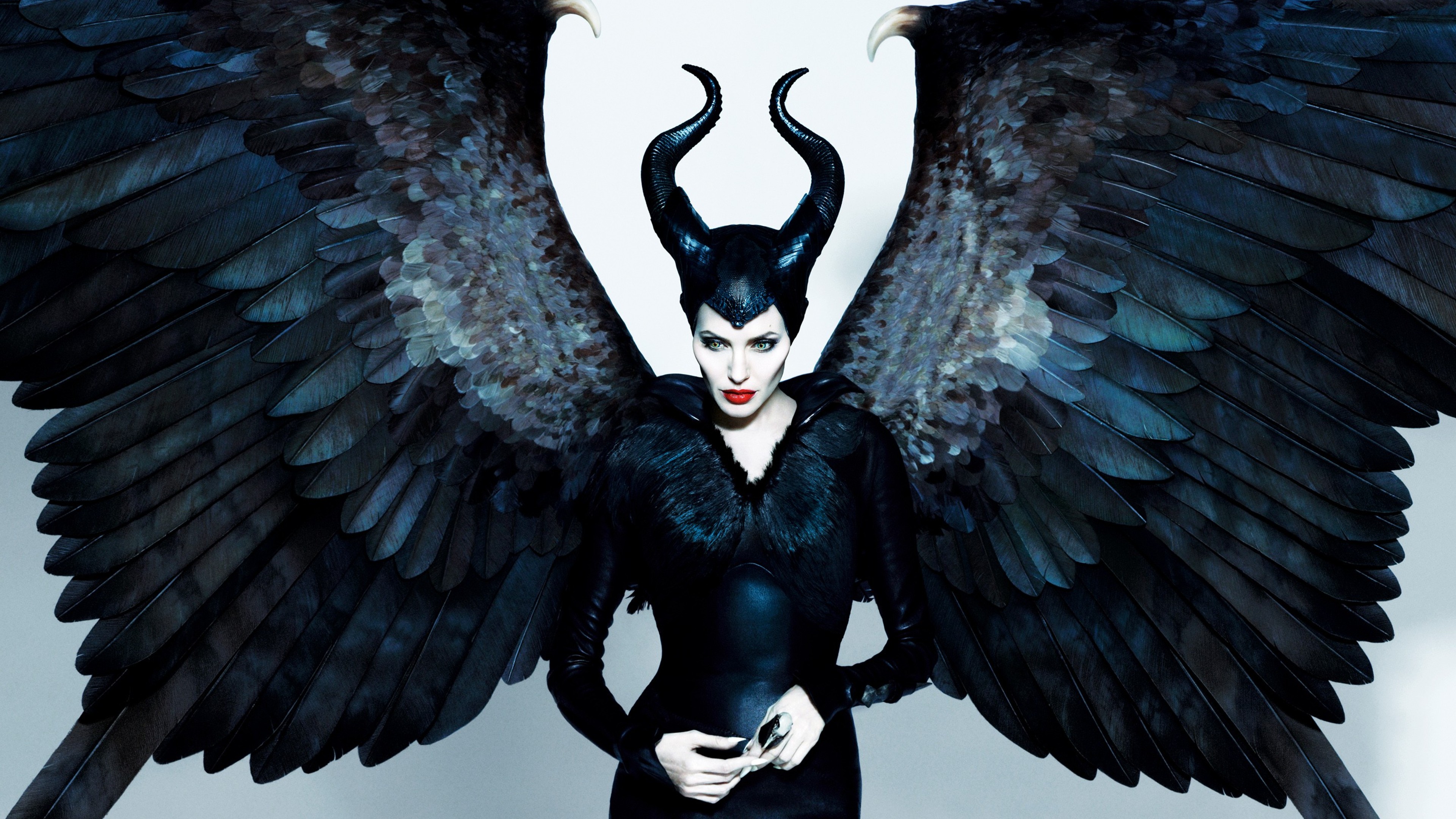 Angelina Jolie In Maleficent 2 Wallpapers