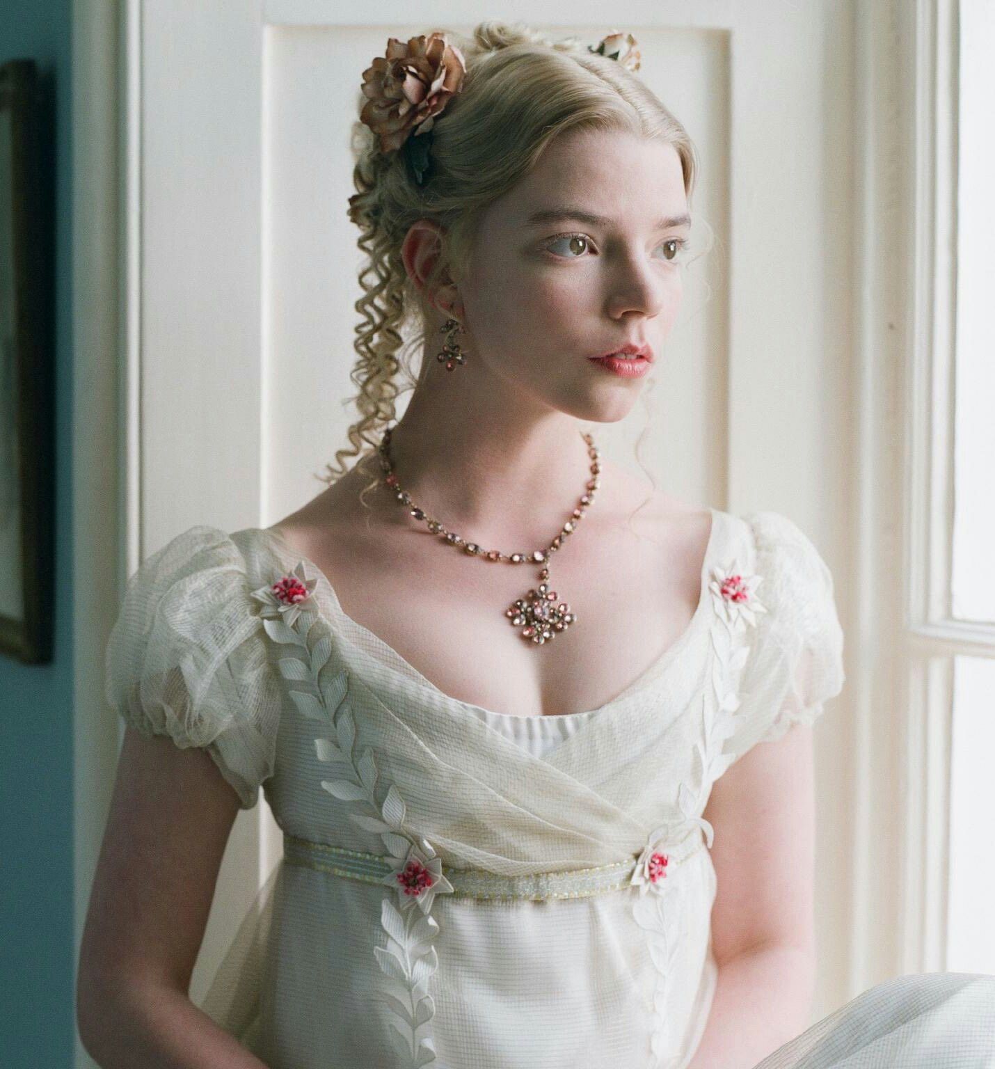 Anya Taylor Joy In Emma Wallpapers