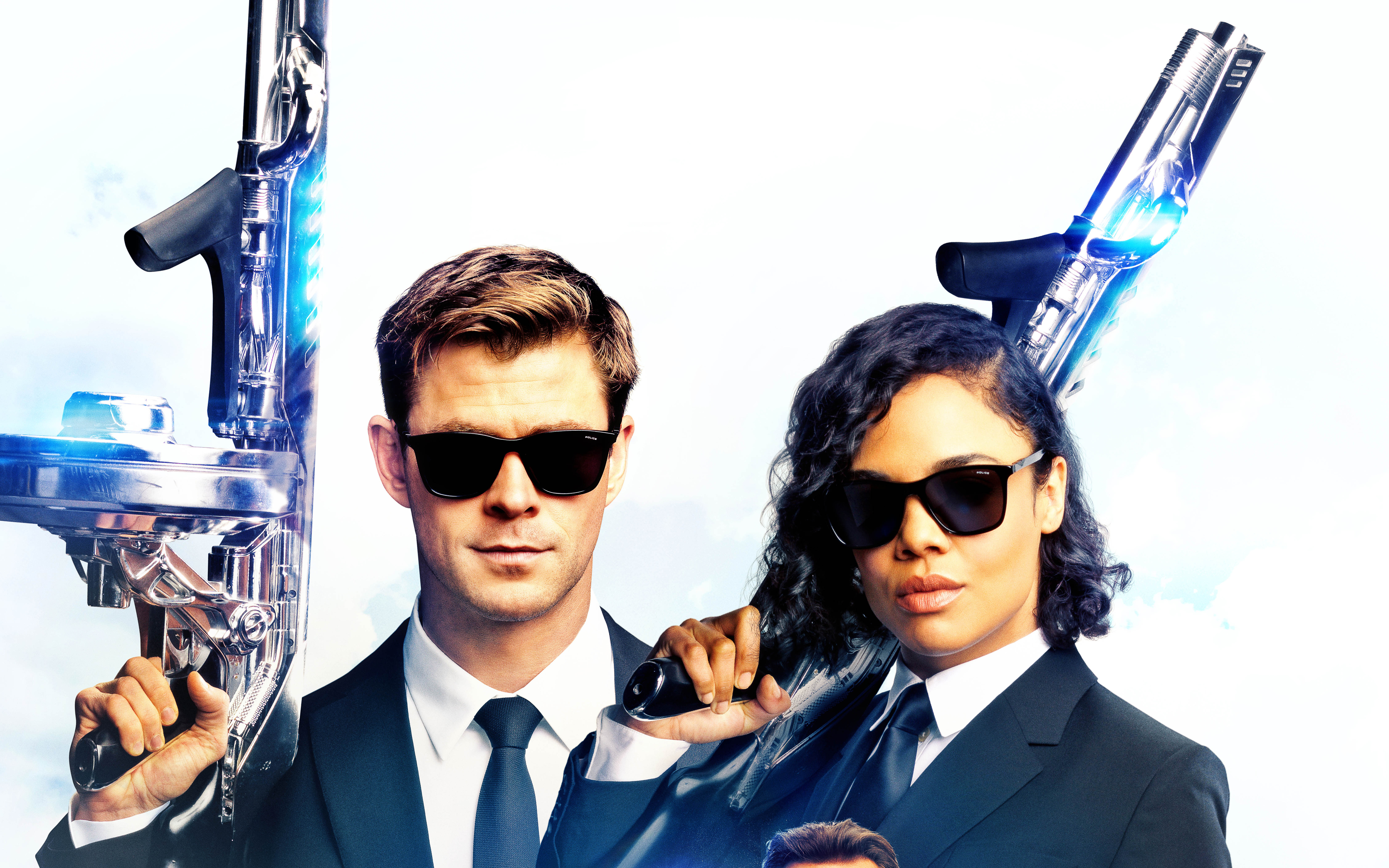 Chris Hemsworth And Tessa Thompson Men In Black 4 Wallpapers