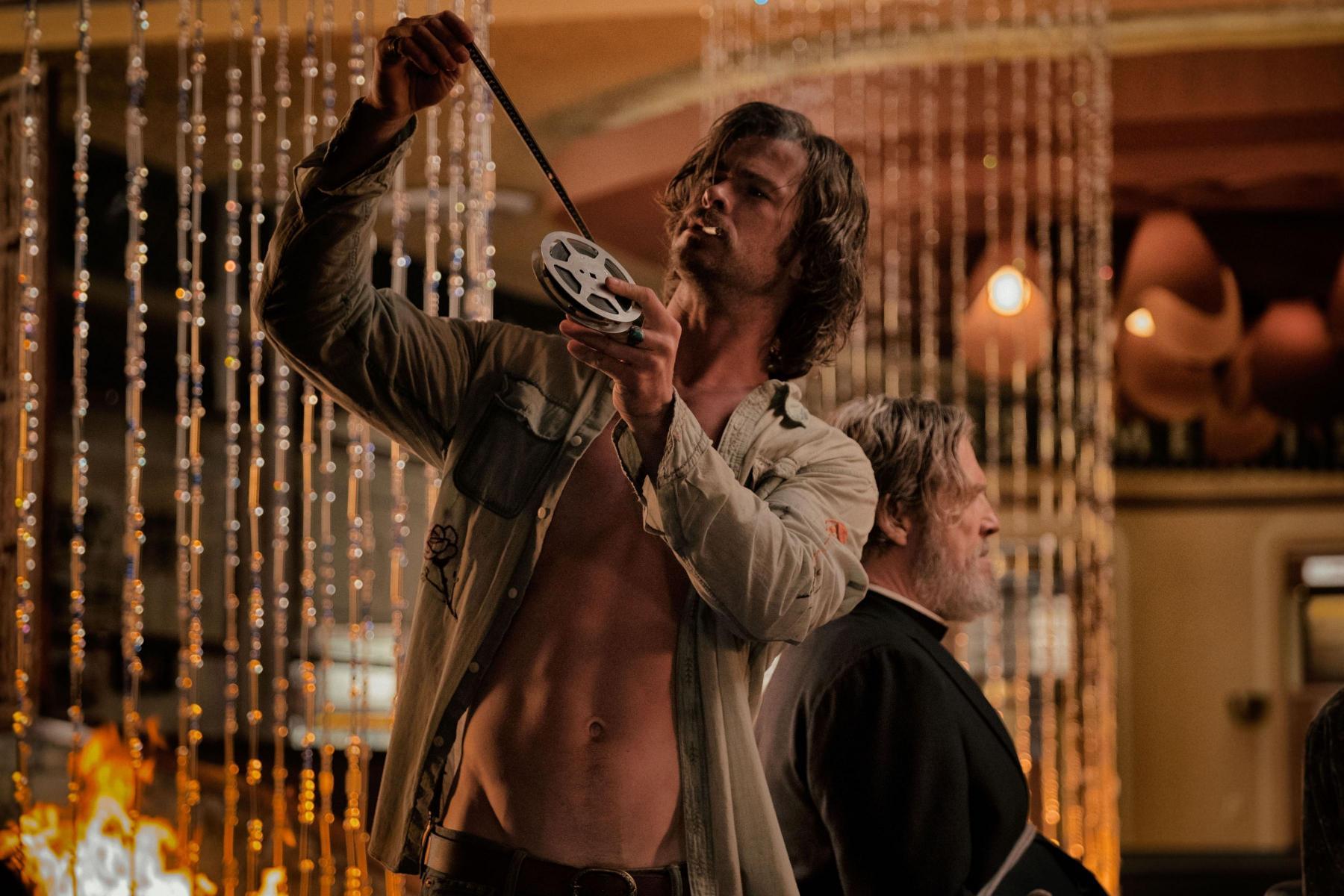 Chris Hemsworth Bad Times At The El Royale 2018 Wallpapers