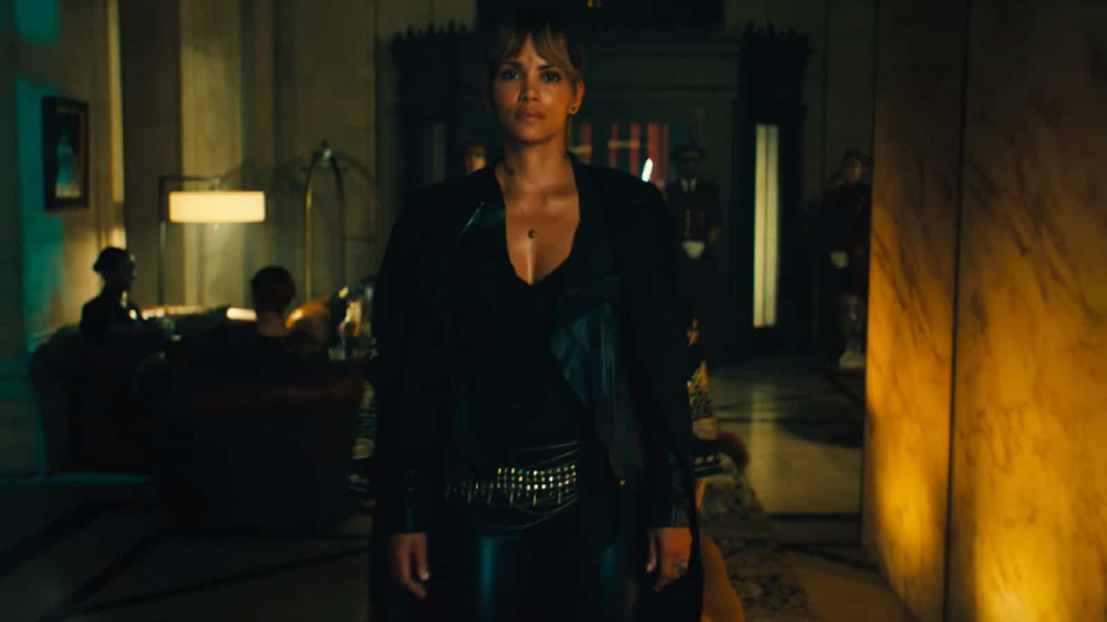 Halle Berry In John Wick 3 Wallpapers