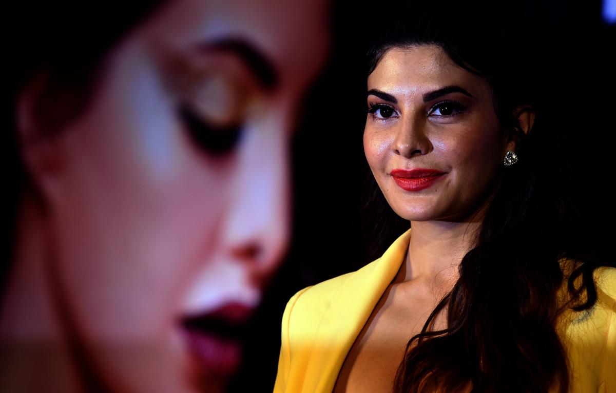 Jacqueline Fernandez Netflix Mrs Serial Killer Wallpapers