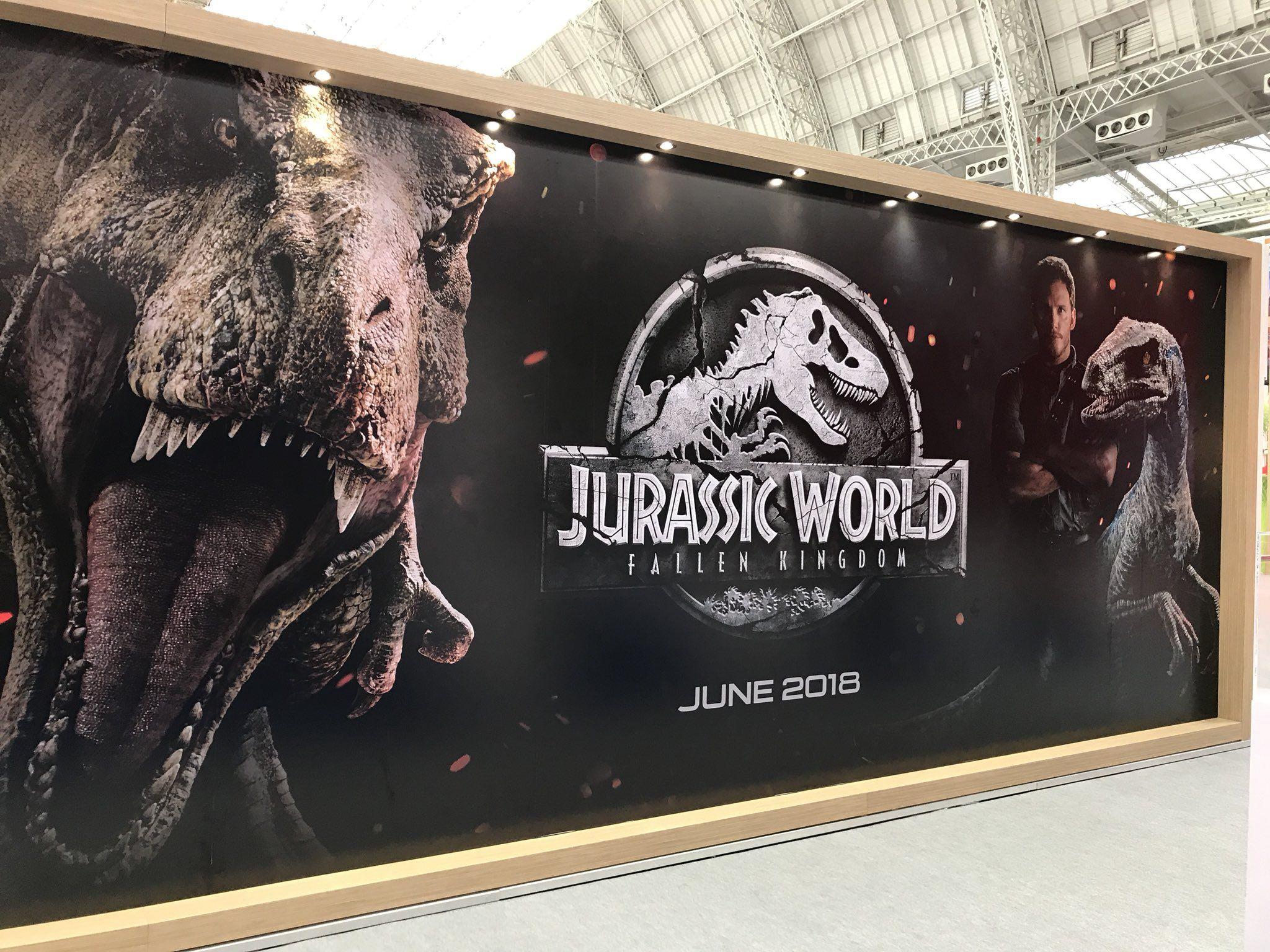 Jurassic World Fallen Kingdom 2018 Movie Poster Wallpapers