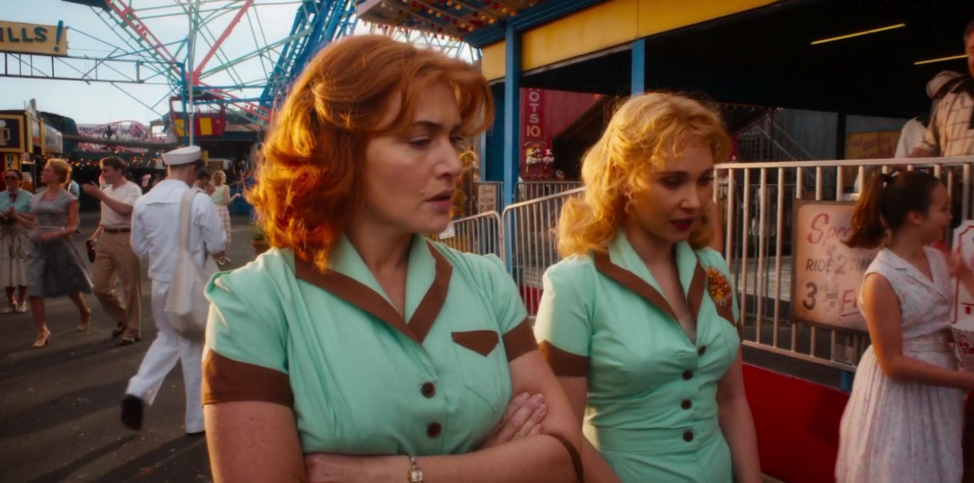 Kate Winslet From Wonder Wheel Wallpapers