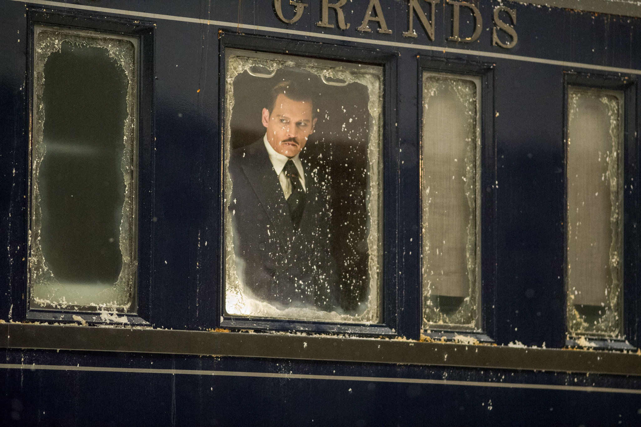 Kenneth Branagh As Hercule Poirot In Murder On The Orient Express Wallpapers