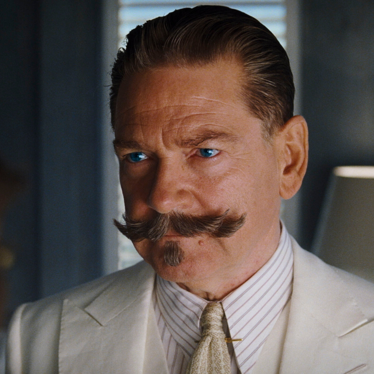 Kenneth Branagh As Hercule Poirot In Murder On The Orient Express Wallpapers