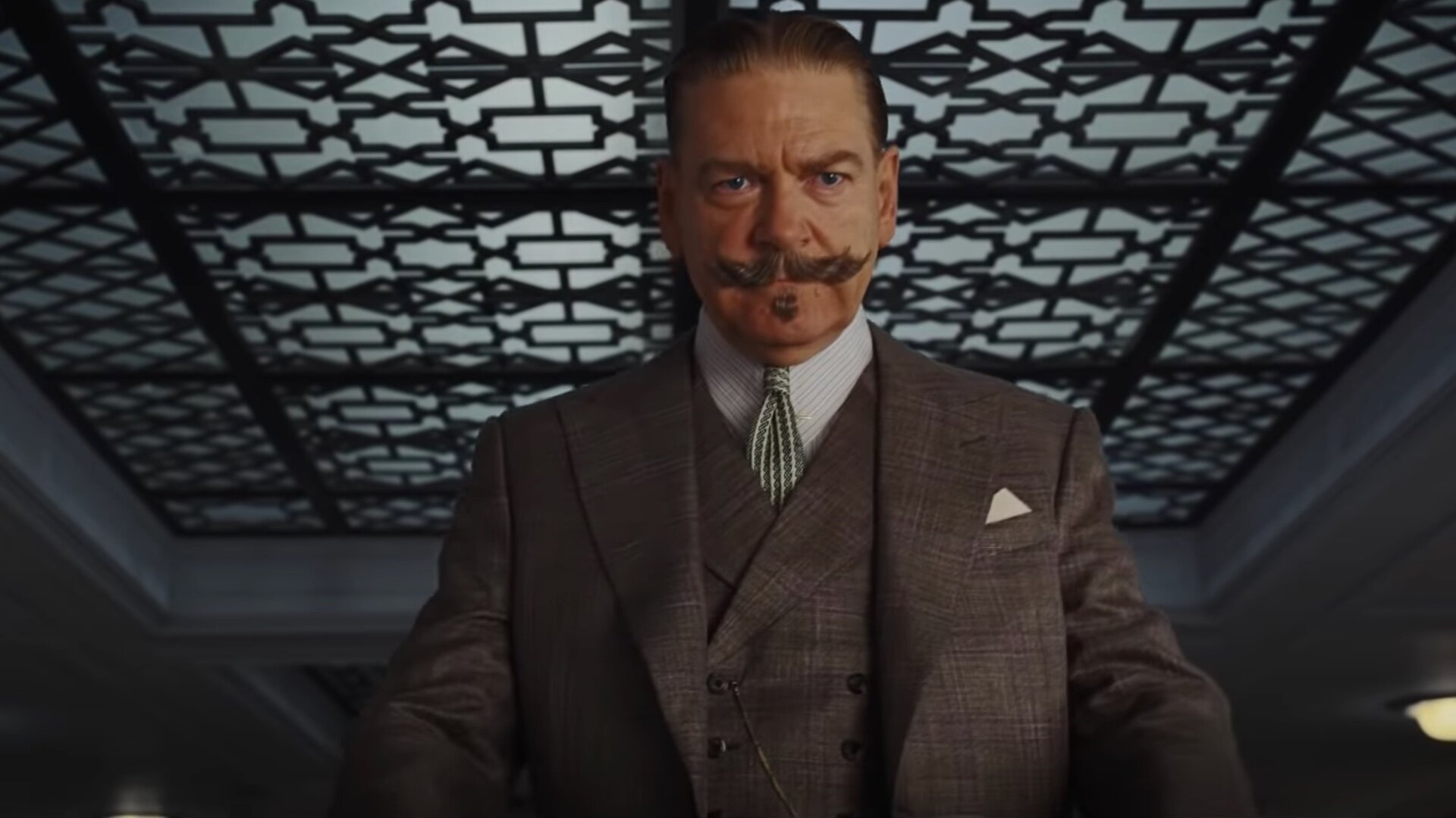 Kenneth Branagh As Hercule Poirot In Murder On The Orient Express Wallpapers