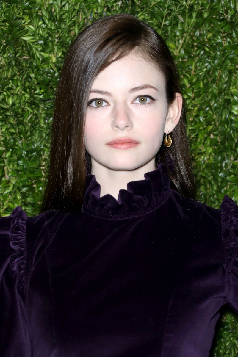 Mackenzie Foy Black Beauty Wallpapers