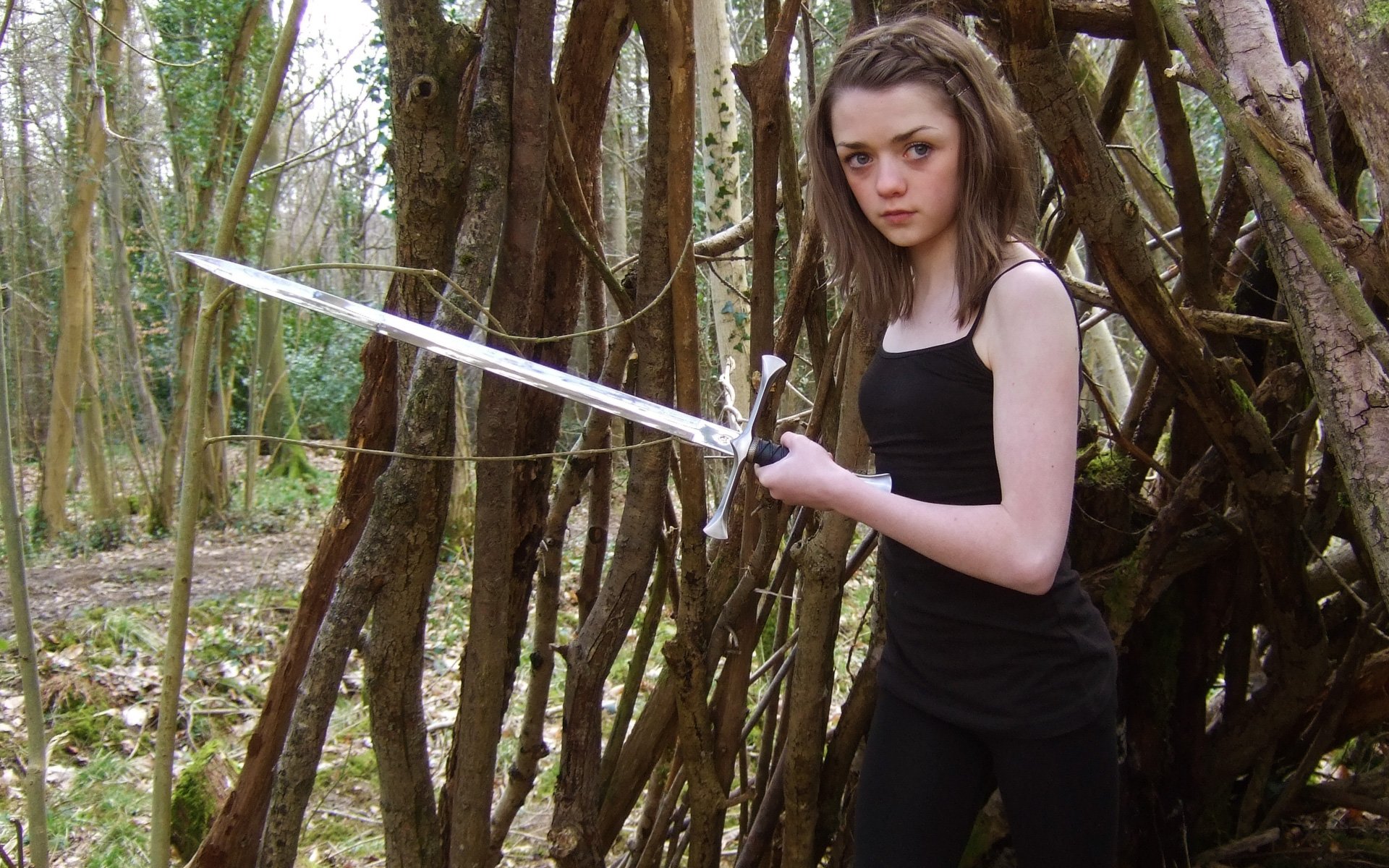 Maisie Williams The Owners Wallpapers