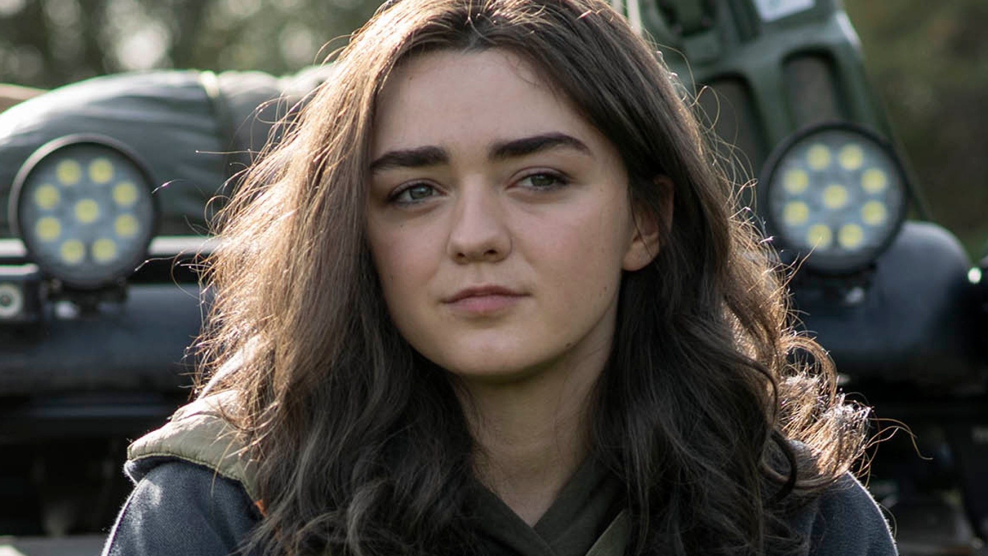 Maisie Williams Two Weeks To Live Wallpapers