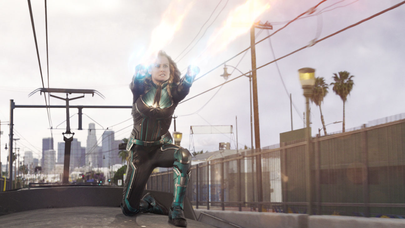 Mar Vell And Carol Danvers In Captain Marvel Movie 2019 Wallpapers